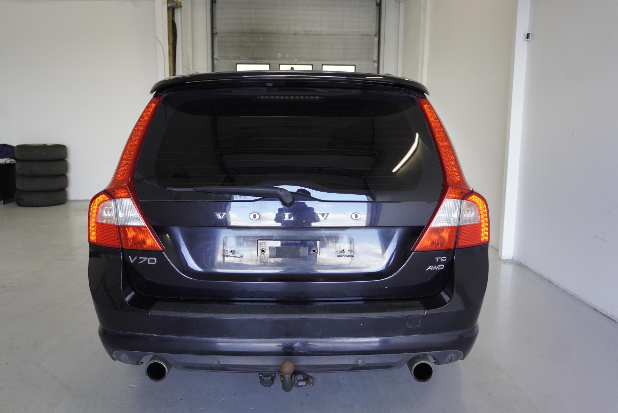 Volvo V70, T6 R-DESIGN 4WD AUT. - fotka 6