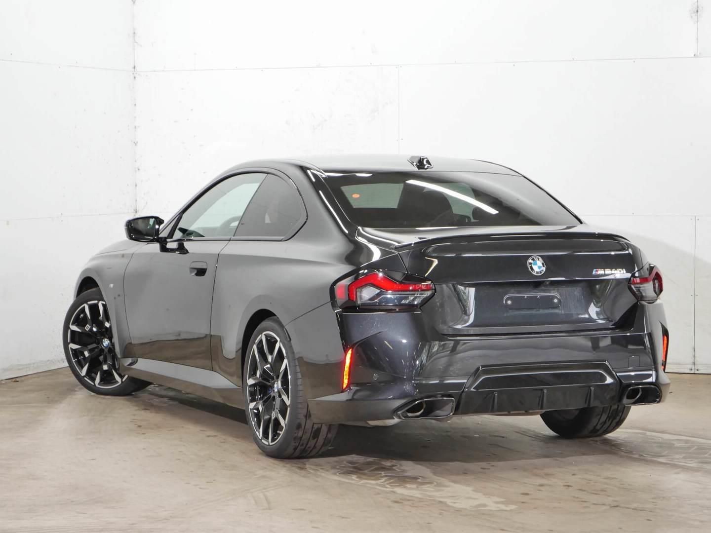 BMW Řada 2, M240i xDrive Coupé Tažné 360 - fotka 3