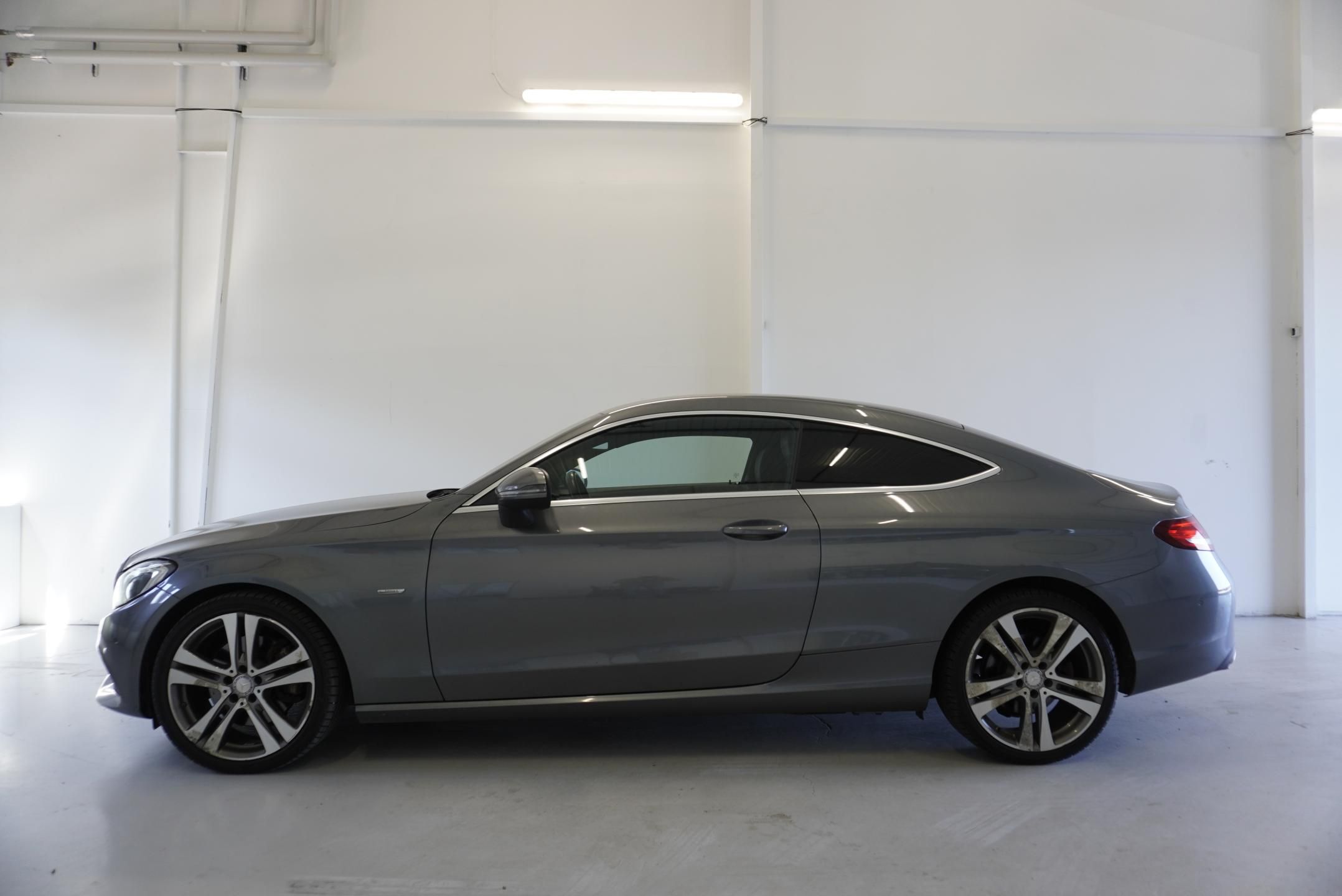 Mercedes-Benz Třídy C, C 250 2.0-155 KW EDITION 1 - fotka 6