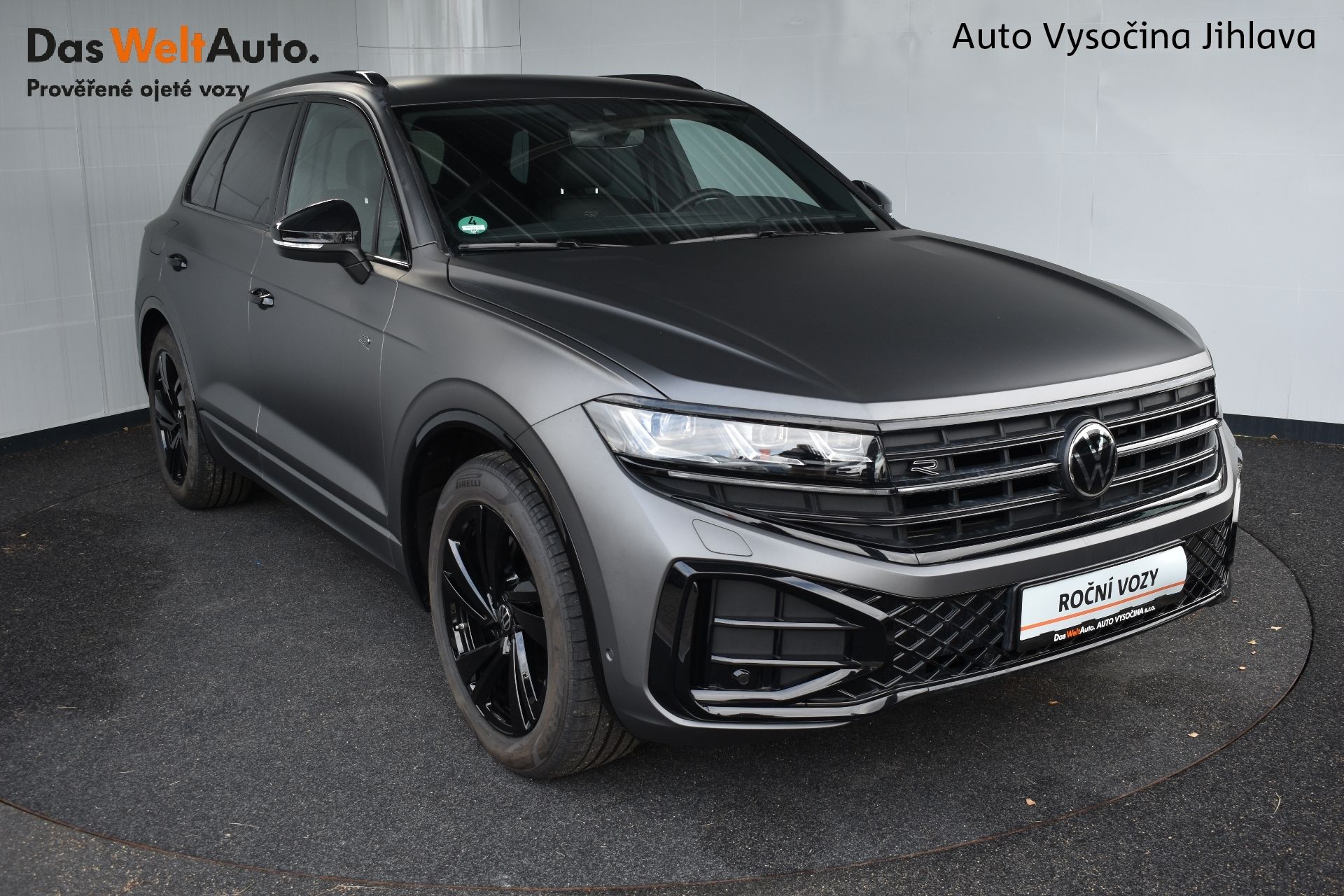 Volkswagen Touareg, R-line 3.0TDI 210kW, 5 let zár - fotka 6