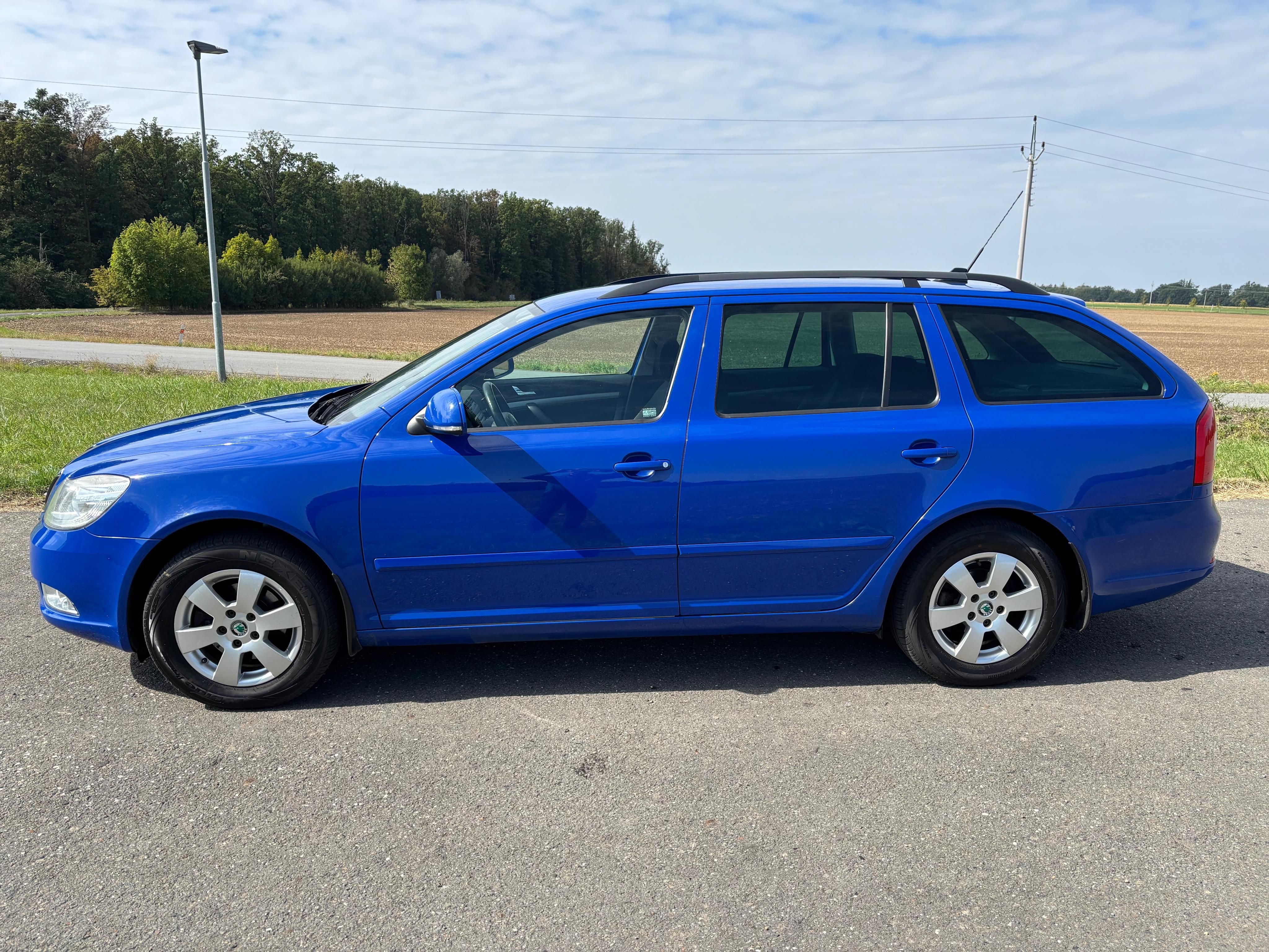Škoda Octavia, 1.4 TSi 90kw Elegance+Tažné - fotka 2