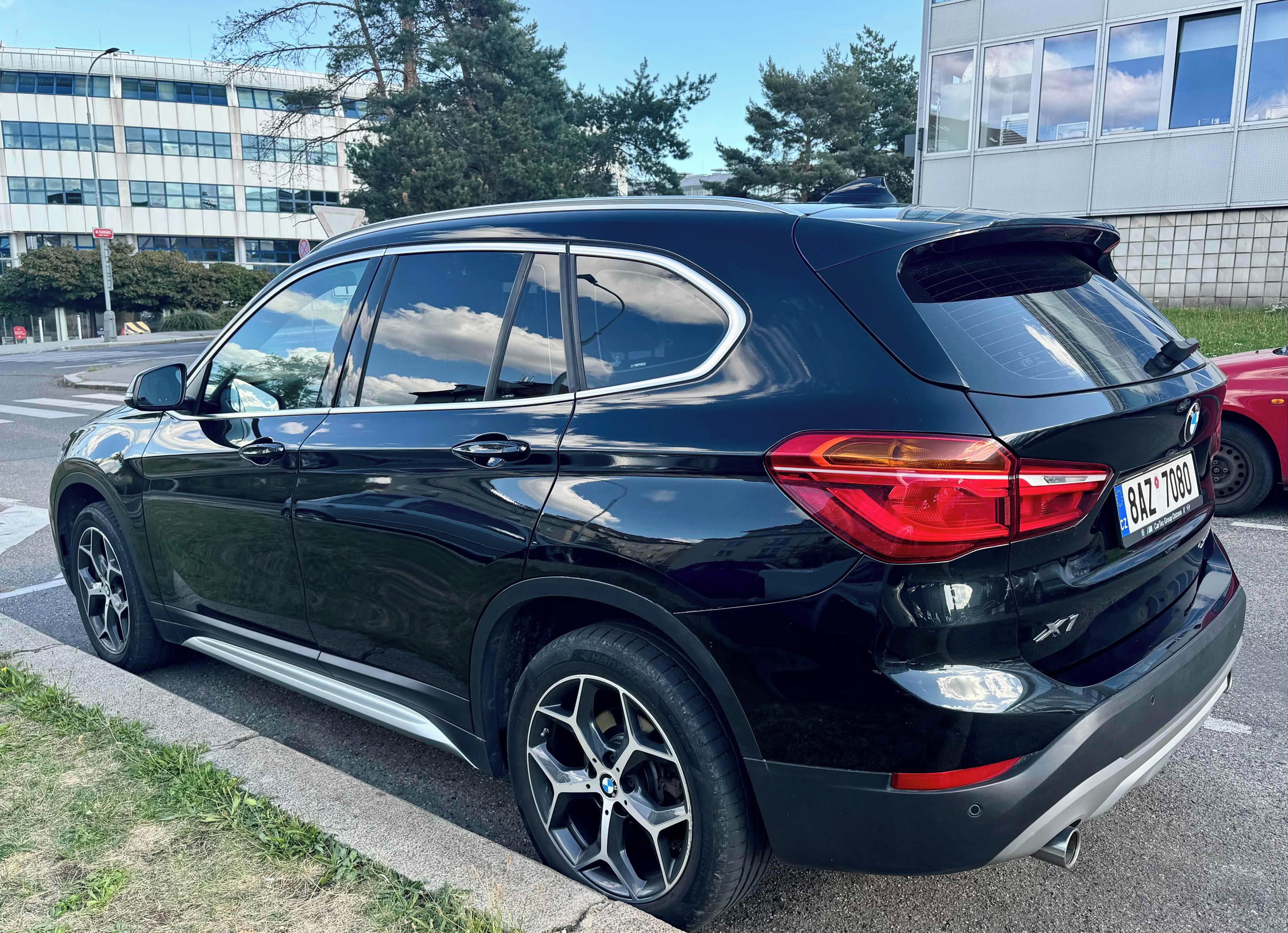 BMW X1, xDrive 20d - fotka 2