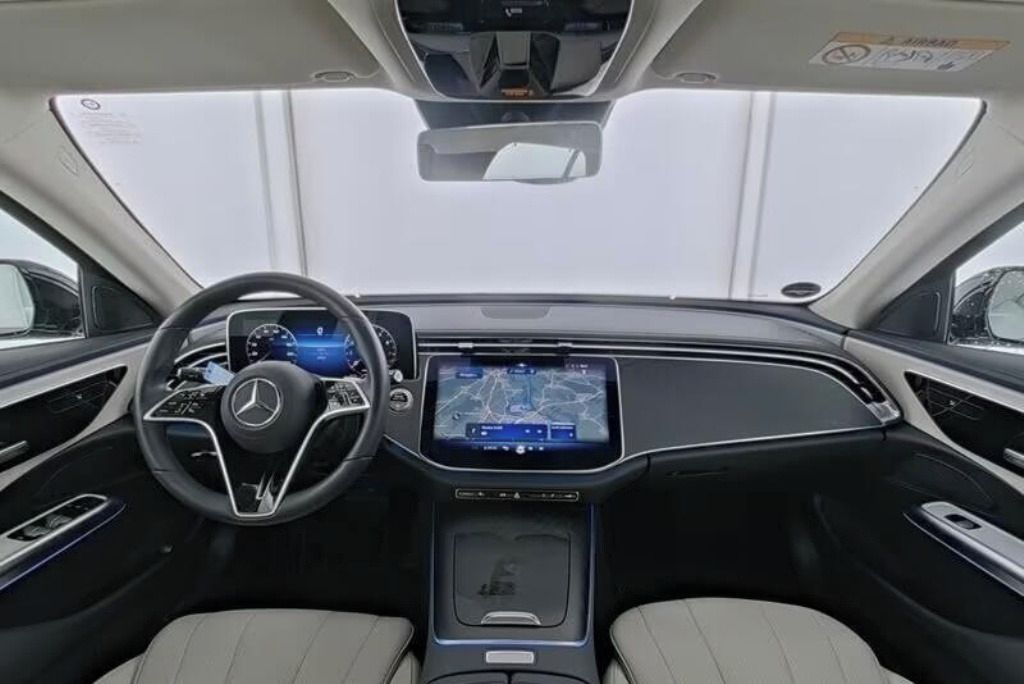 Mercedes-Benz Třídy E, 200 T AVANTGARDE Advanced - fotka 6