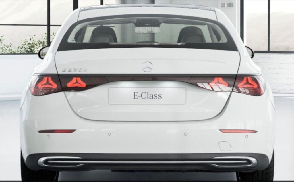 Mercedes-Benz Třídy E, 220 d  Lim. Avantgarde*Navi* - fotka 6