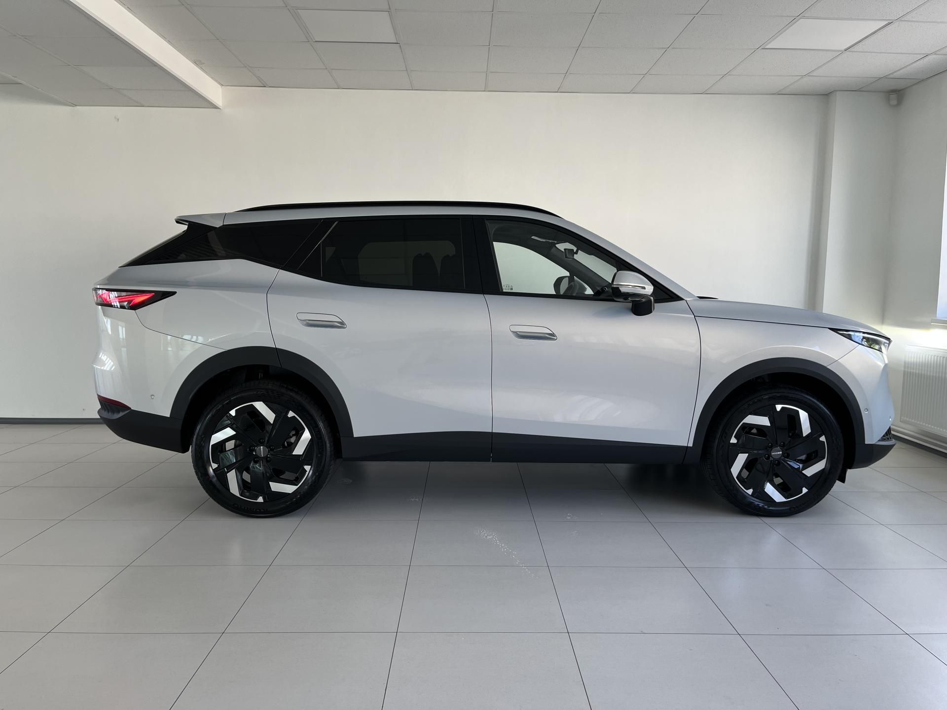 Omoda 7, 1.6 TGDI PREMIUM - fotka 4