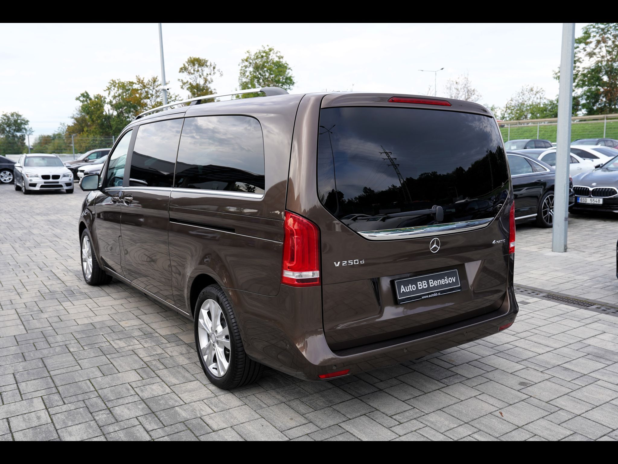 Mercedes-Benz Třídy V, V 250d 4Matic/Extra Long/kůže/ - fotka 4