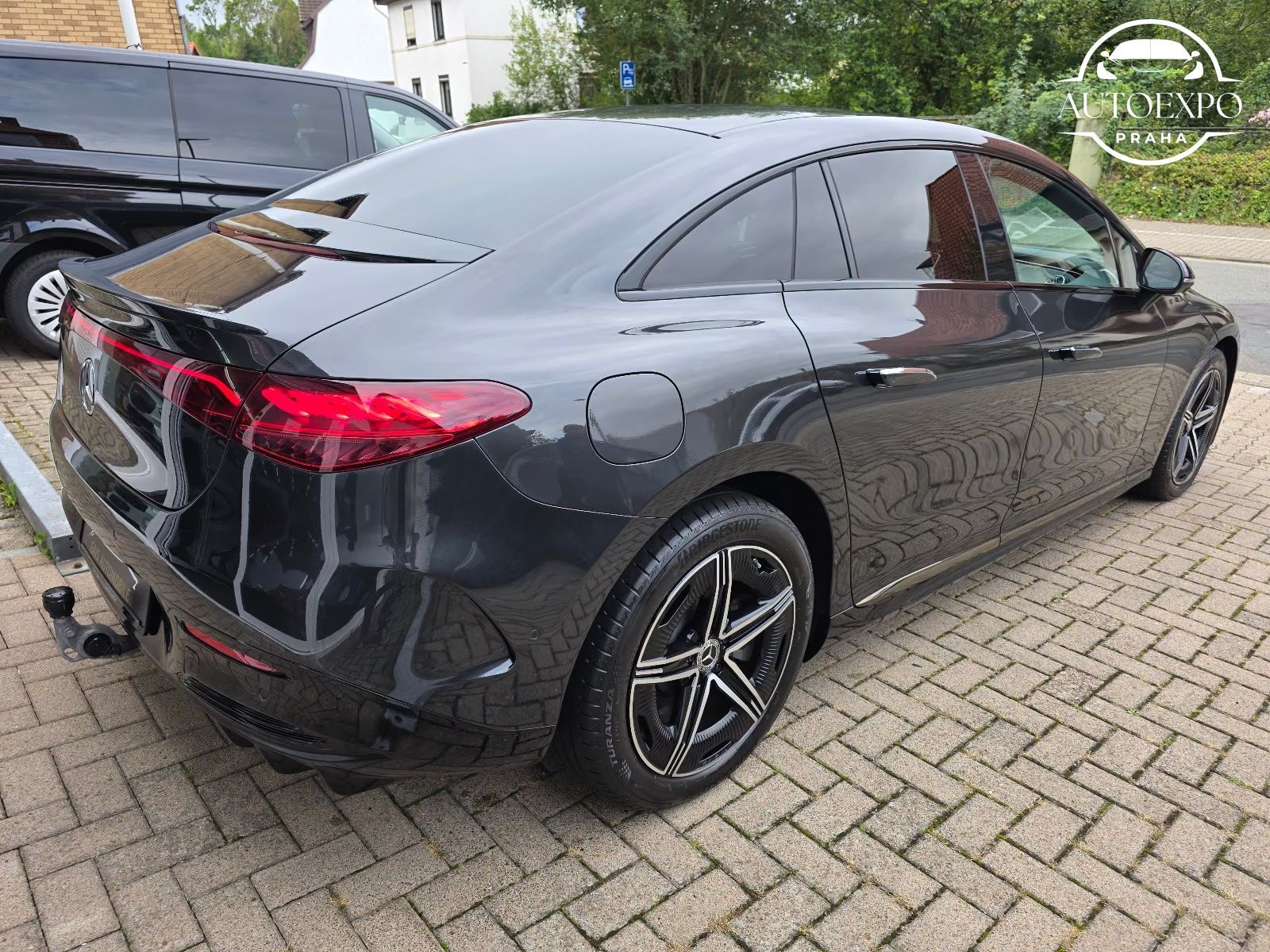 Mercedes-Benz EQE, 300 AMG Line - fotka 5