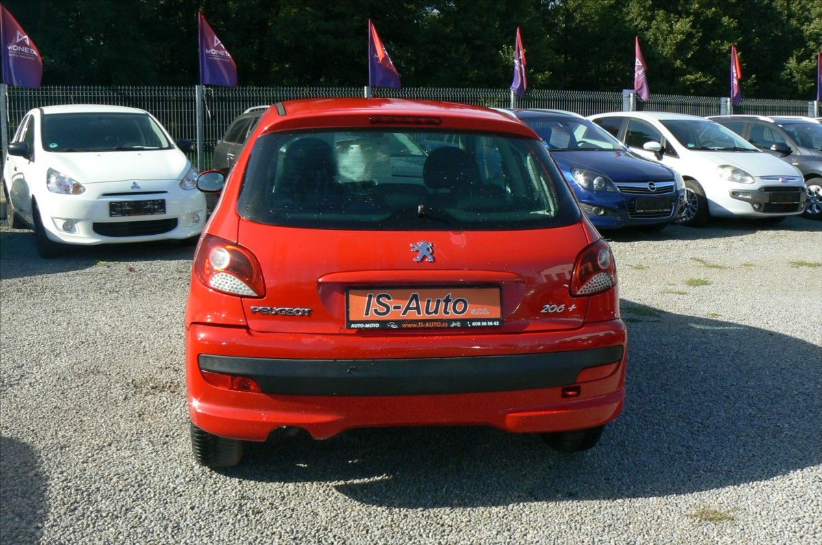 Peugeot 206, 1,1 3. dveř - fotka 6