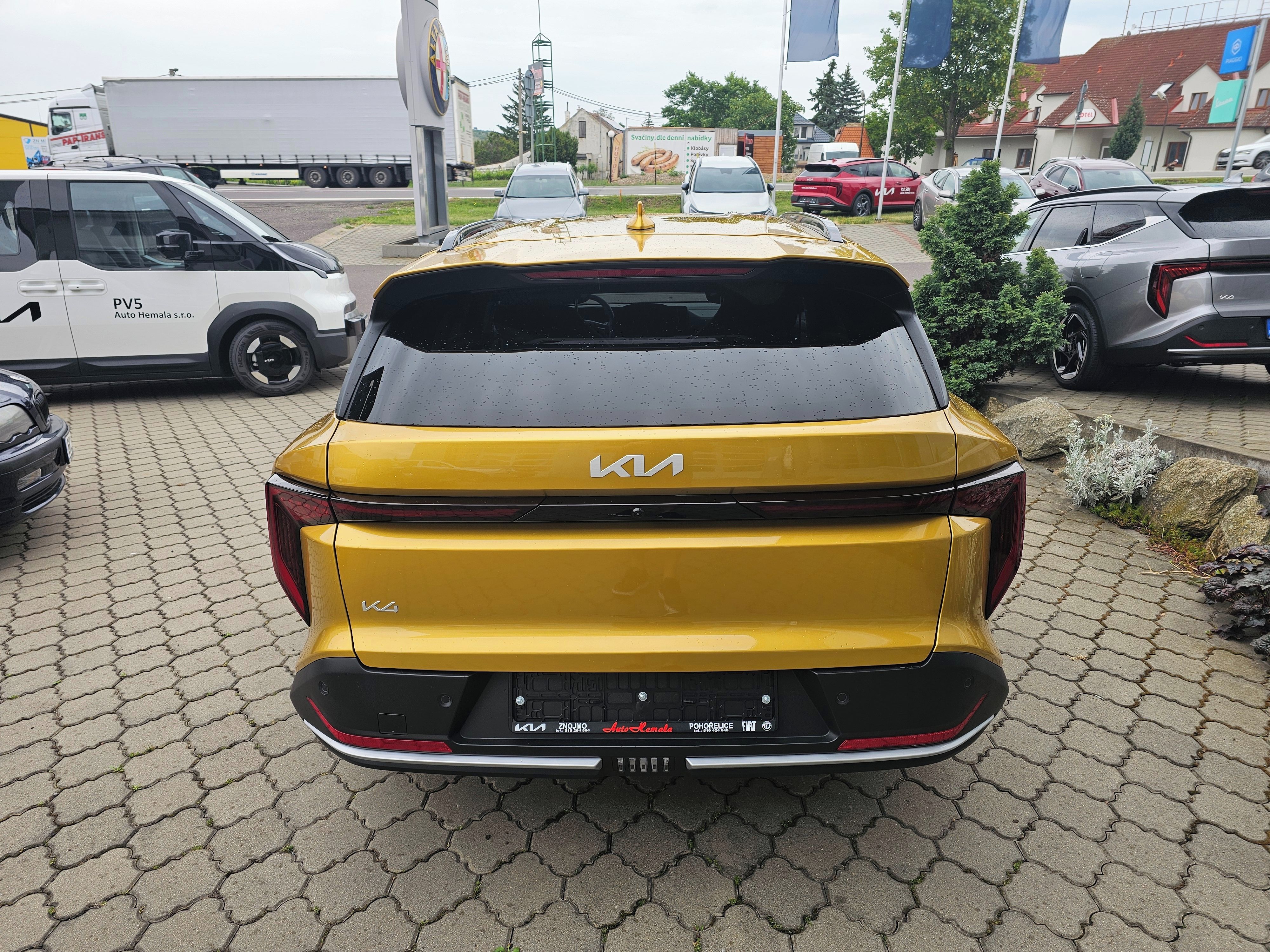 Kia K4, SW EXCLUSIVE 1,0 T-GDi 6MT - fotka 4