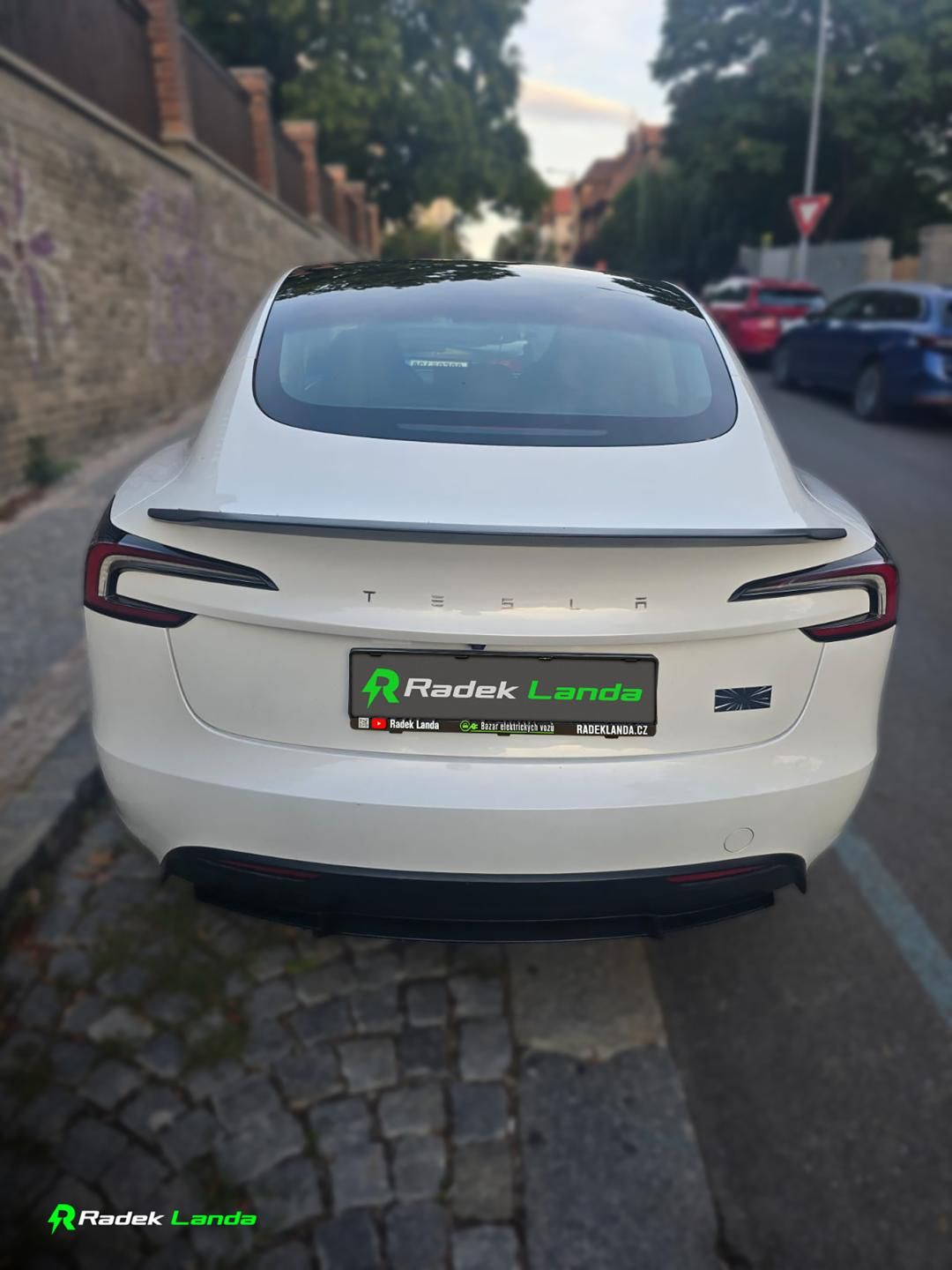 Tesla Model 3, Highland | HW4 | AMD Ryzen - fotka 6