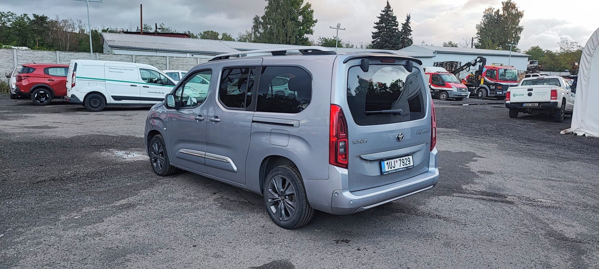 Toyota Proace, Toyota Proace City Verso 1.2 - fotka 4