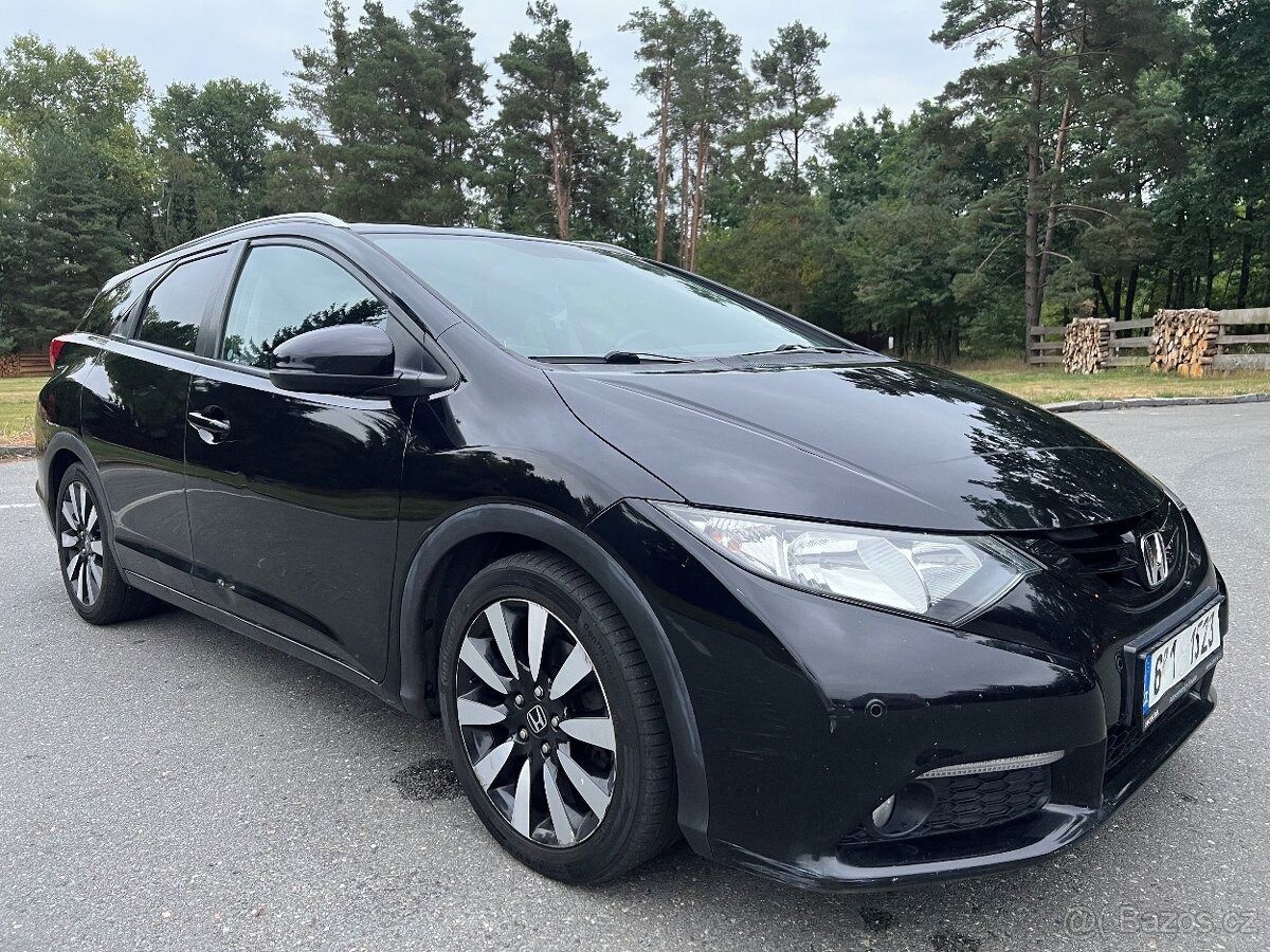 Honda Civic, Honda Civic Tourer 1.8 i-VTEC - fotka 6