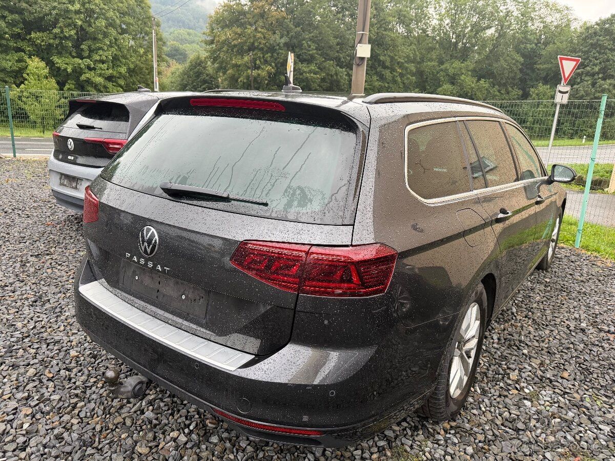 Volkswagen Passat, B 8.5 2.0 TDI 110KW WEBASTO TA - fotka 3