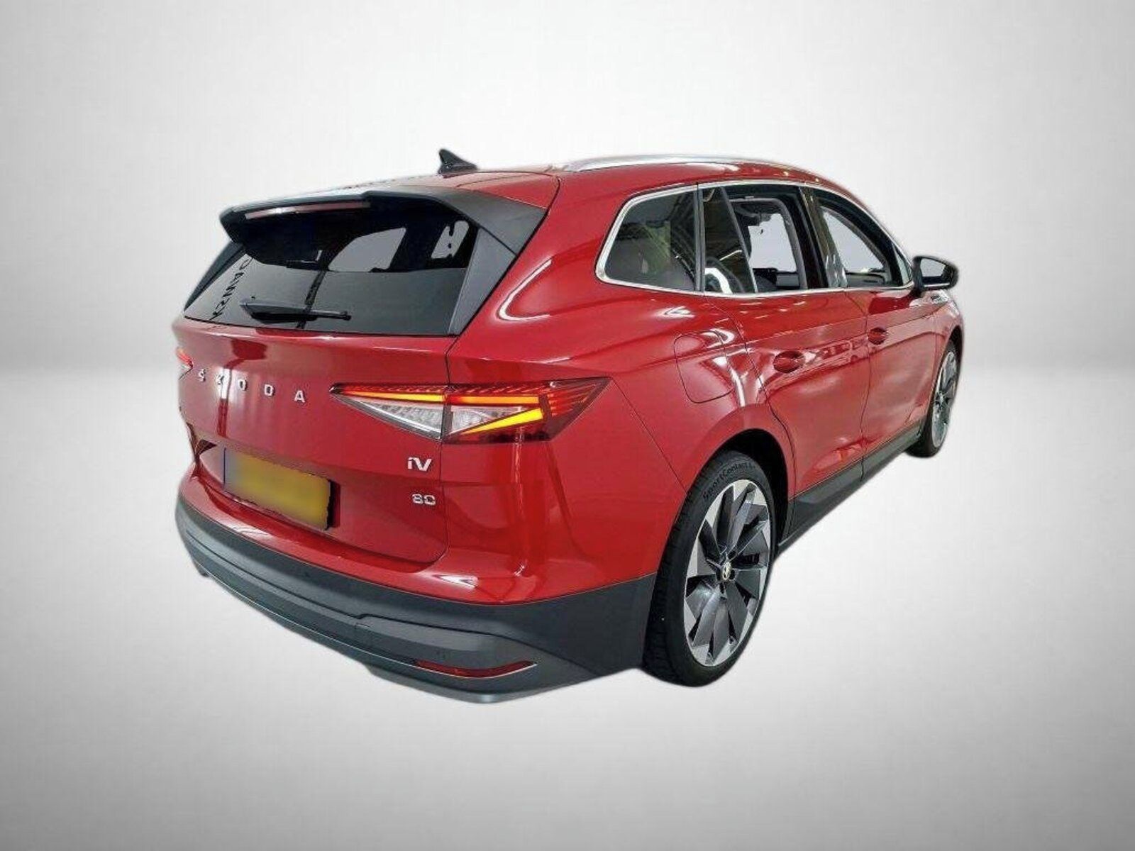 Škoda Enyaq, iV 80 (82 kWh), SoH 84% - fotka 2