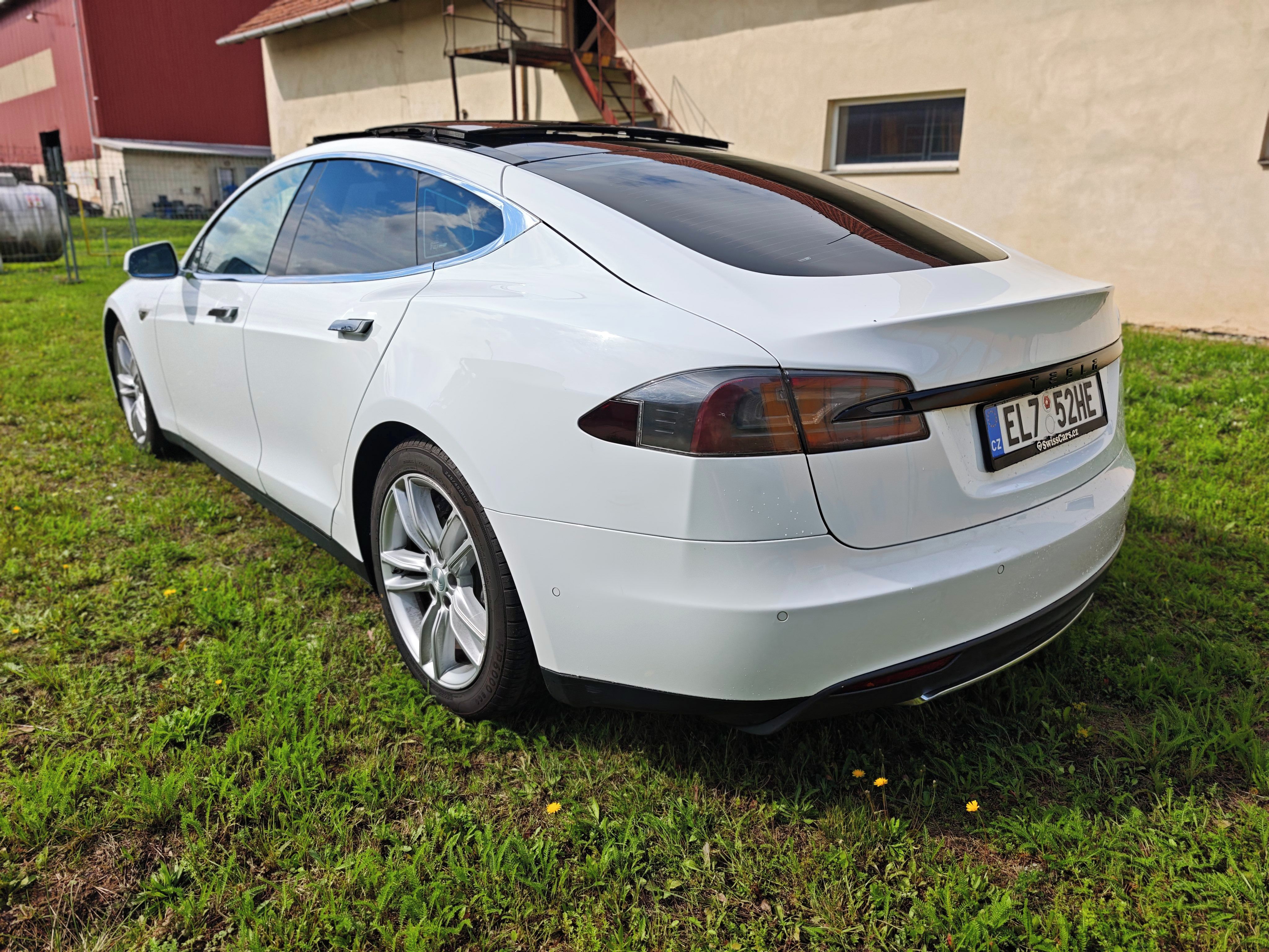 Tesla Model S, 2016 dual ZDARMA nabíjení - fotka 5