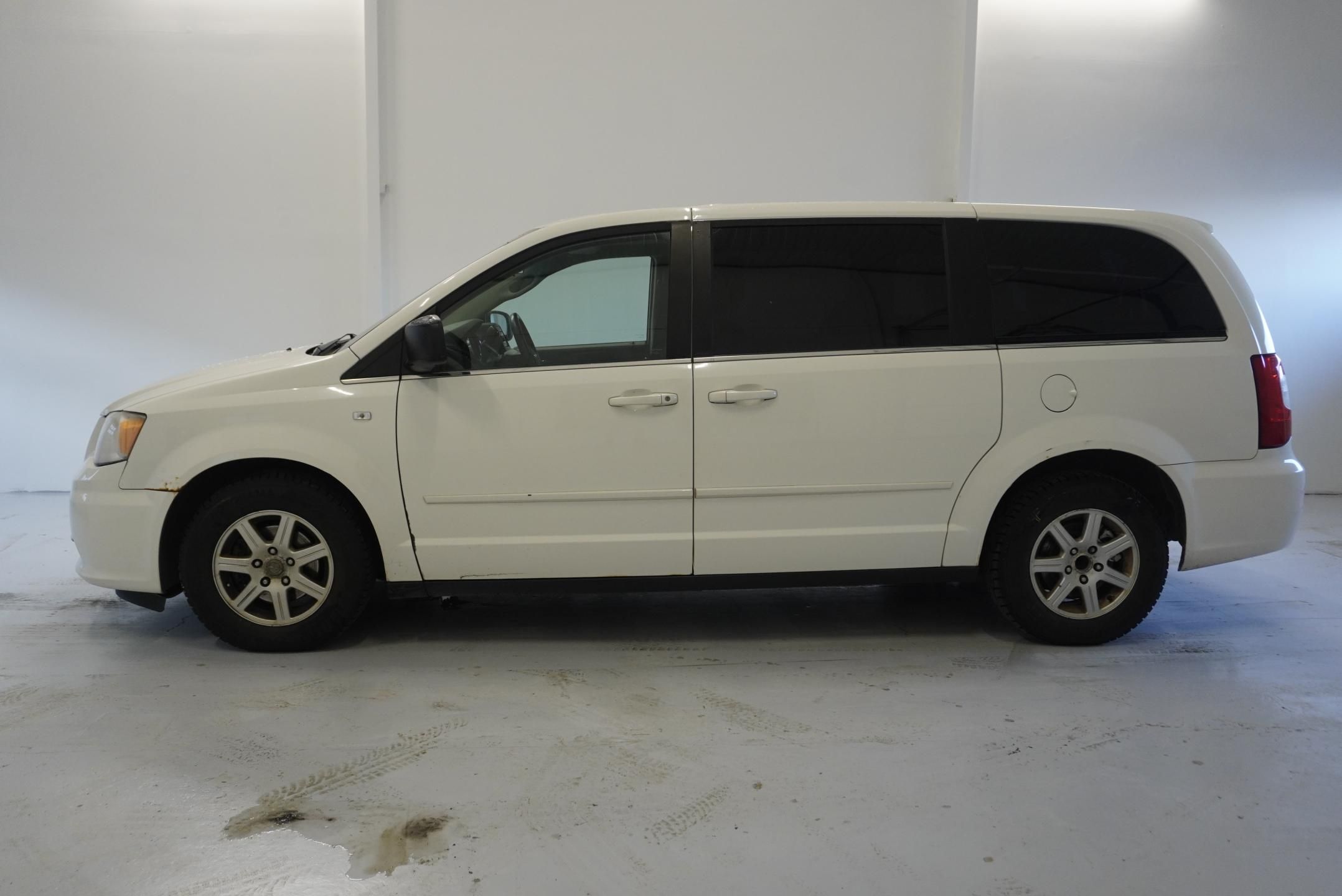 Chrysler Town & Country, 3.6i TOWN&COUNTRY  4X4 AUTOMAT - fotka 5