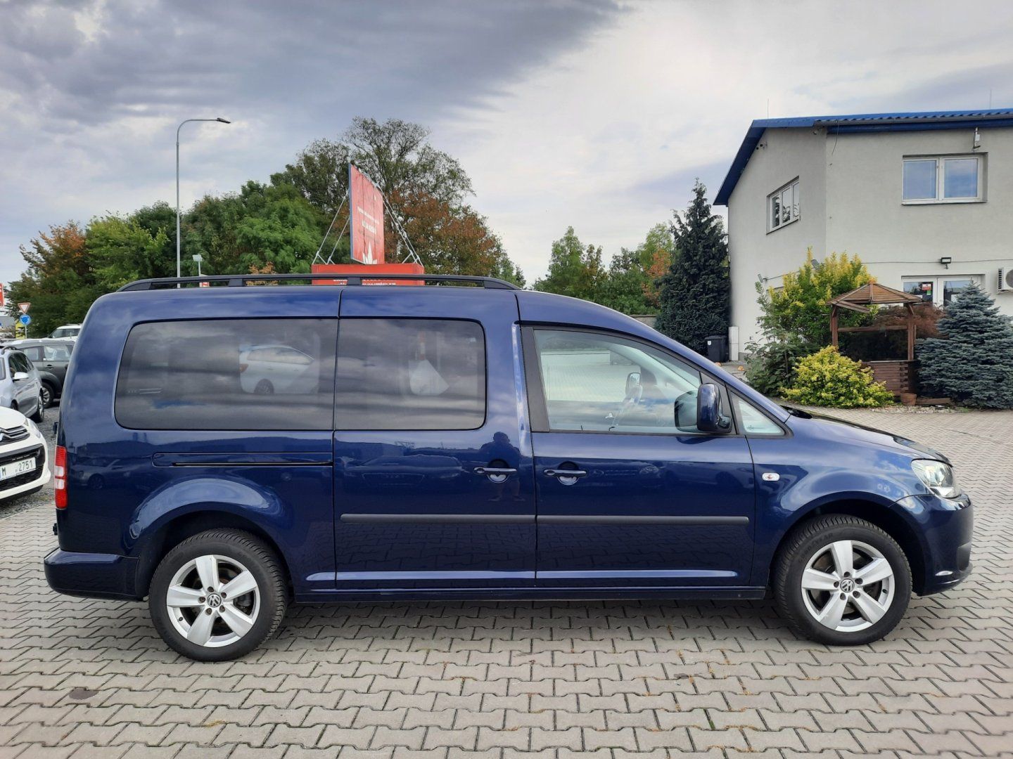 Volkswagen Caddy, 2.0 TDi 103kW *DSG*AUTOKLIMA* - fotka 4