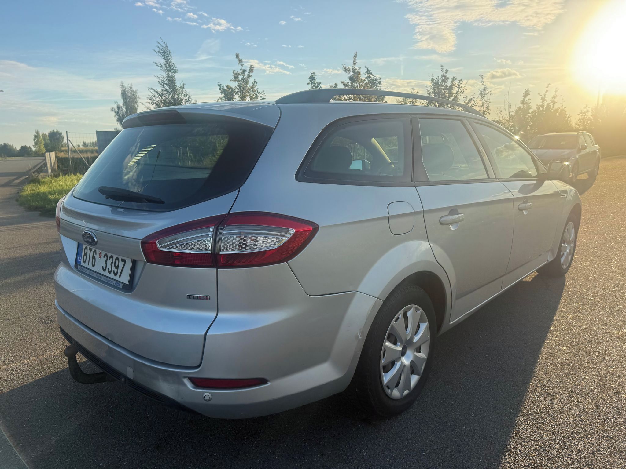 Ford Mondeo, 2,0 TDI KOMBI TAŽNÉ 2X KOLA - fotka 4