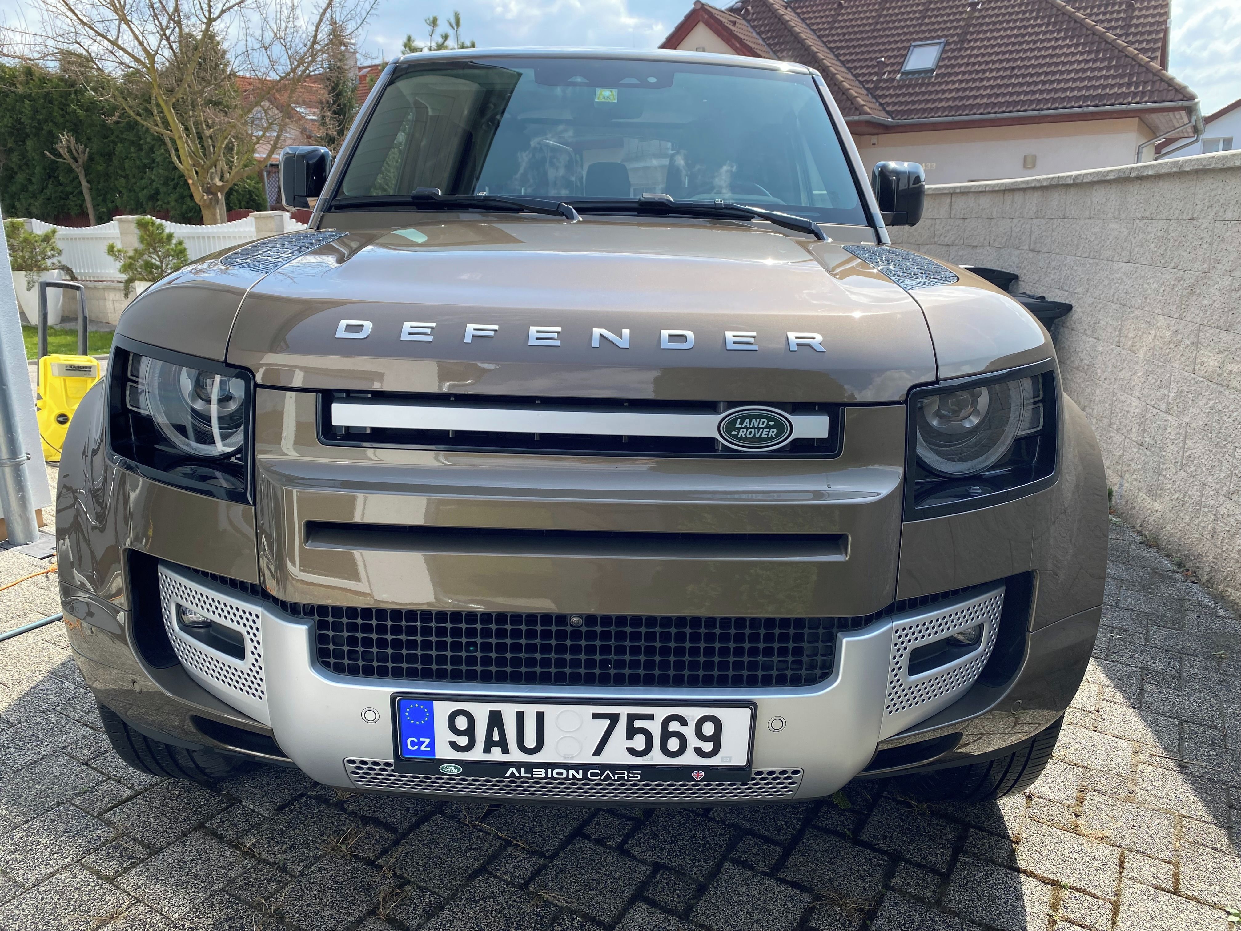 Land Rover Defender, 110 D250 XS EDITION (2023) - fotka 2