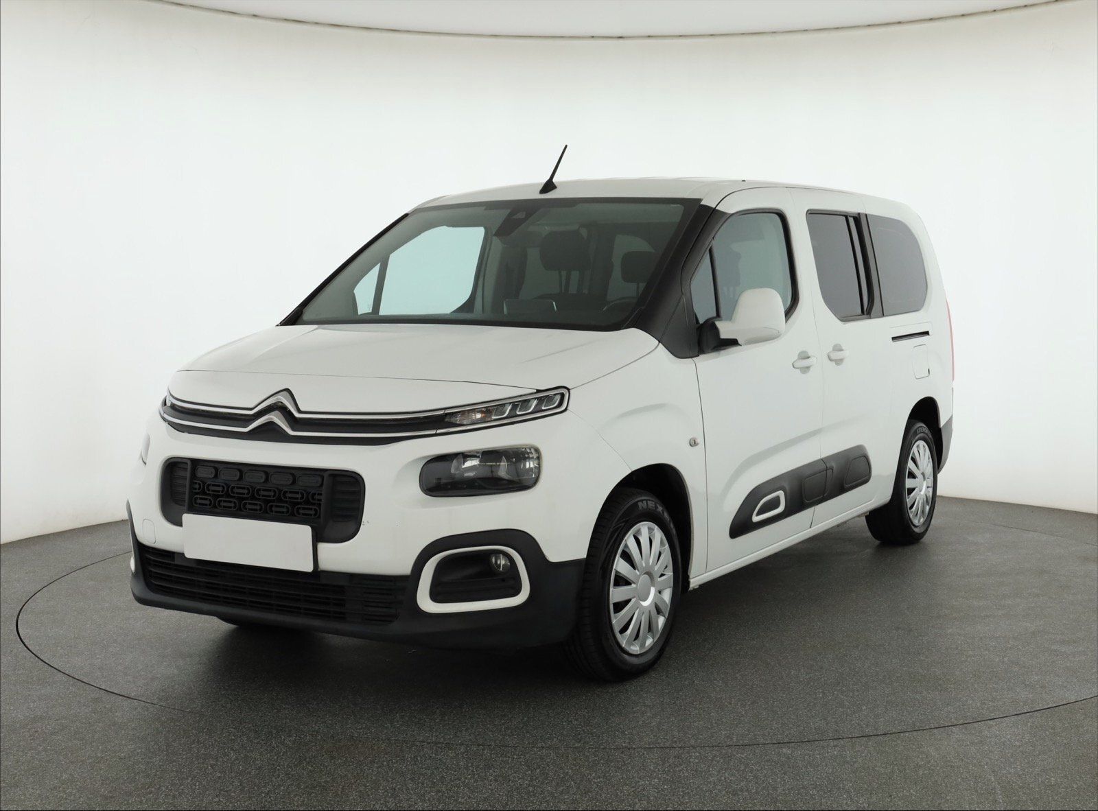 Citroën Berlingo, Maxi 1.5 BlueHDi, Feel, 5Míst - fotka 3