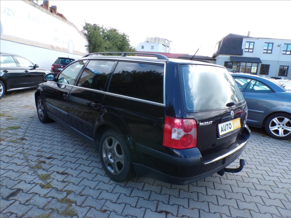 Volkswagen Passat, 1,9 TDI  TAŽNÉ ZAŘÍZENÍ - fotka 4