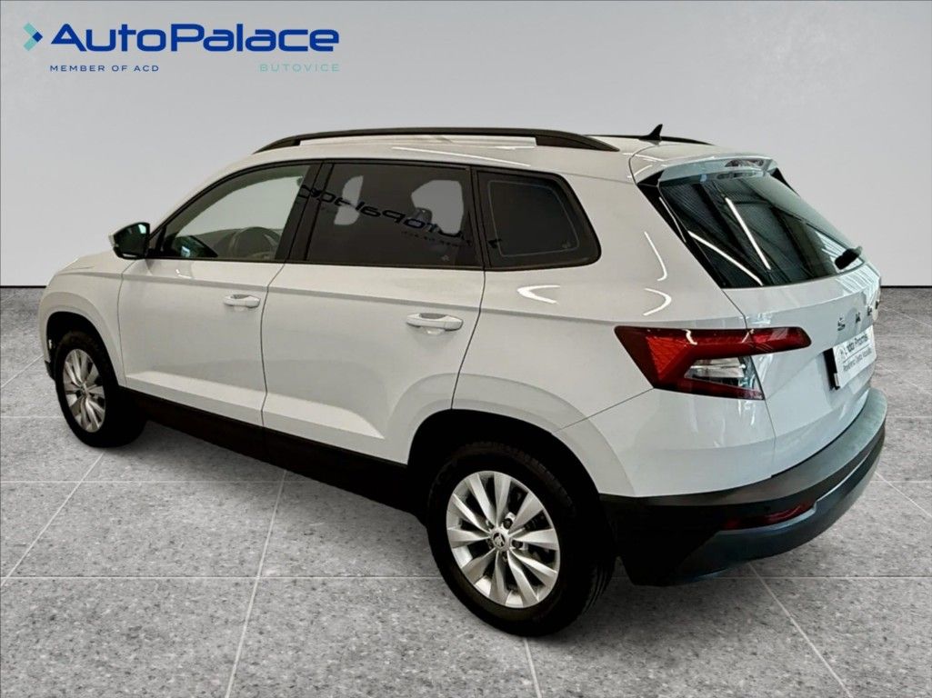 Škoda Karoq, 2,0   110 kw, 4x4, AUTOMAT - fotka 6