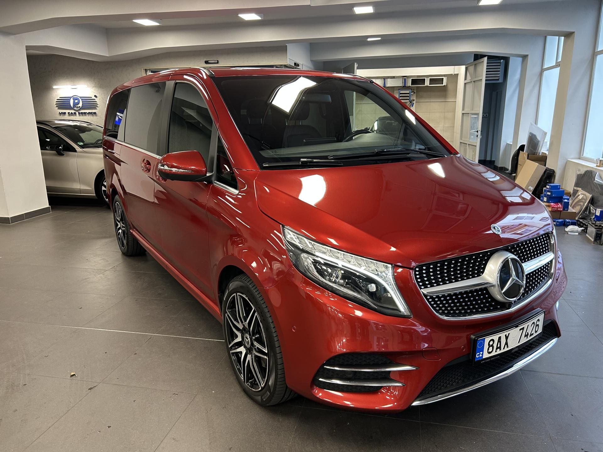 Mercedes-Benz Třídy V, 300d L 4Matic LED DISTRON 7M