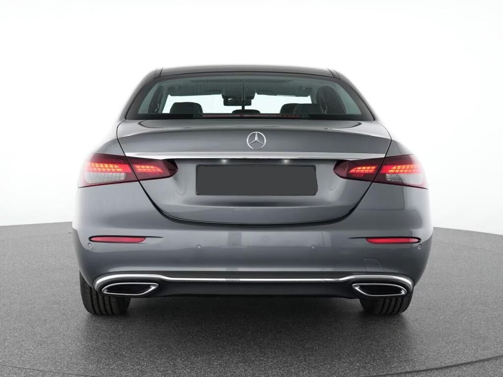 Mercedes-Benz Třídy E, 220 d Avantgarde*PANO*Kamera* - fotka 6