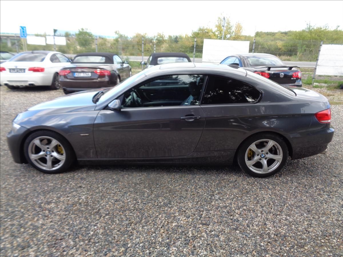BMW Řada 3, 2,5 - fotka 4