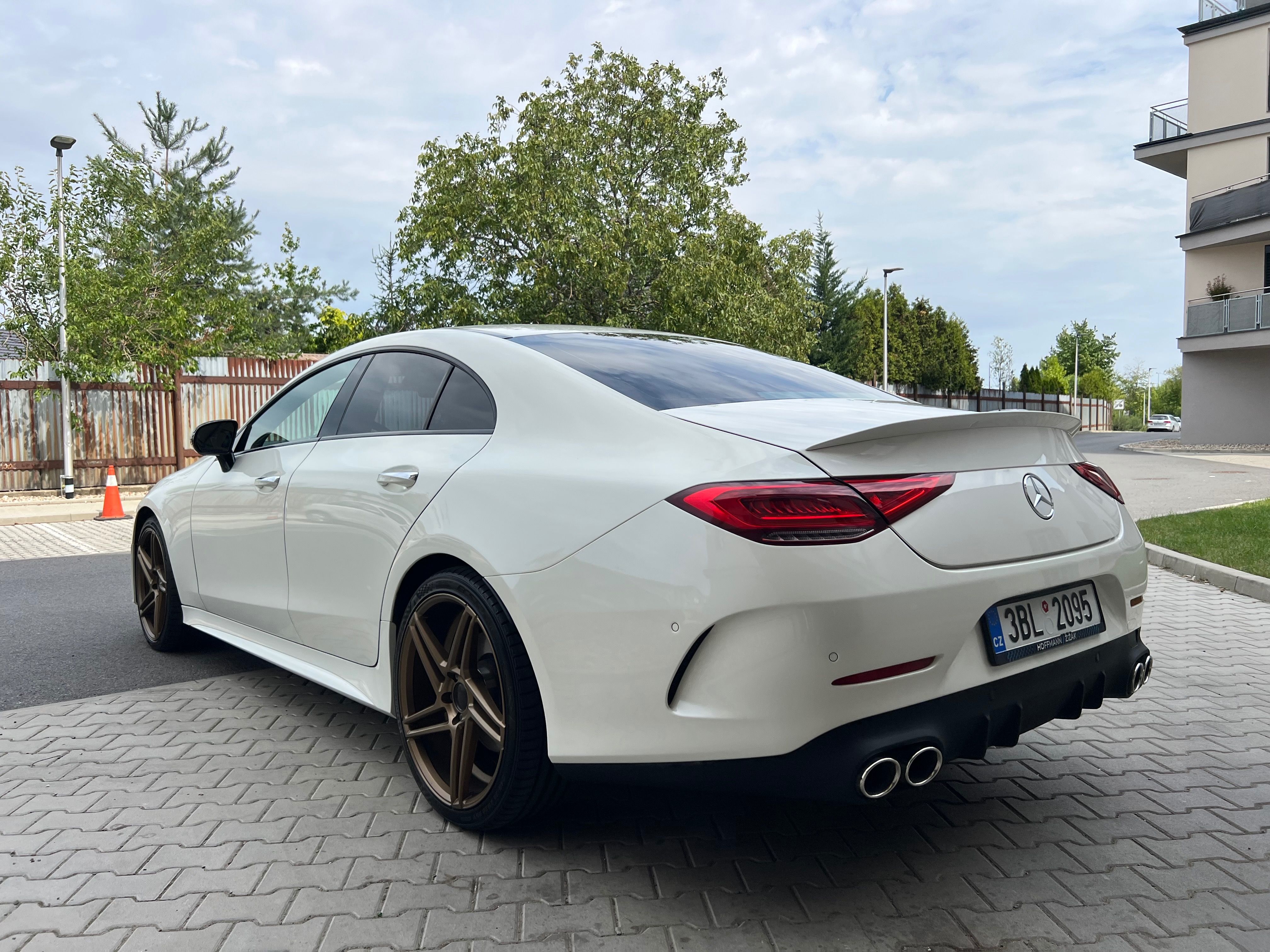 Mercedes-Benz CLS, Mercedes Cls 400d AMG 53packet - fotka 6