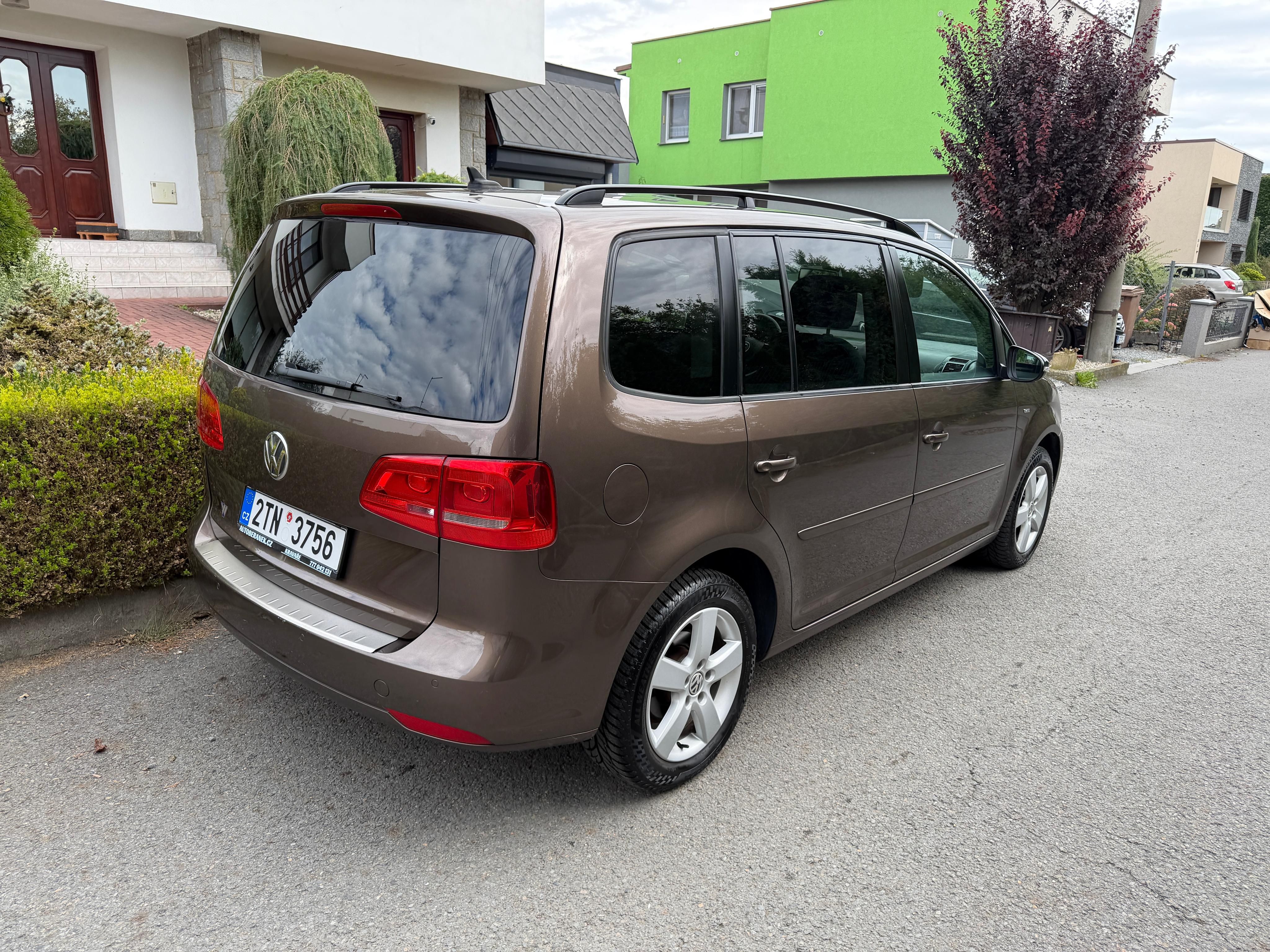 Volkswagen Touran, 1.2 TSI 77KW MATCH - fotka 3