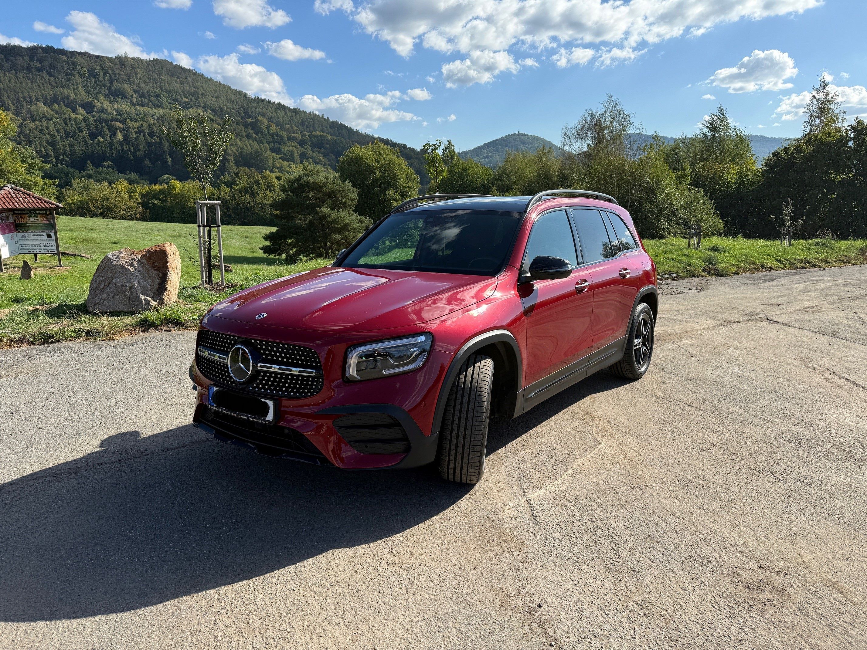 Mercedes-Benz GLB, AMG paket - fotka 5