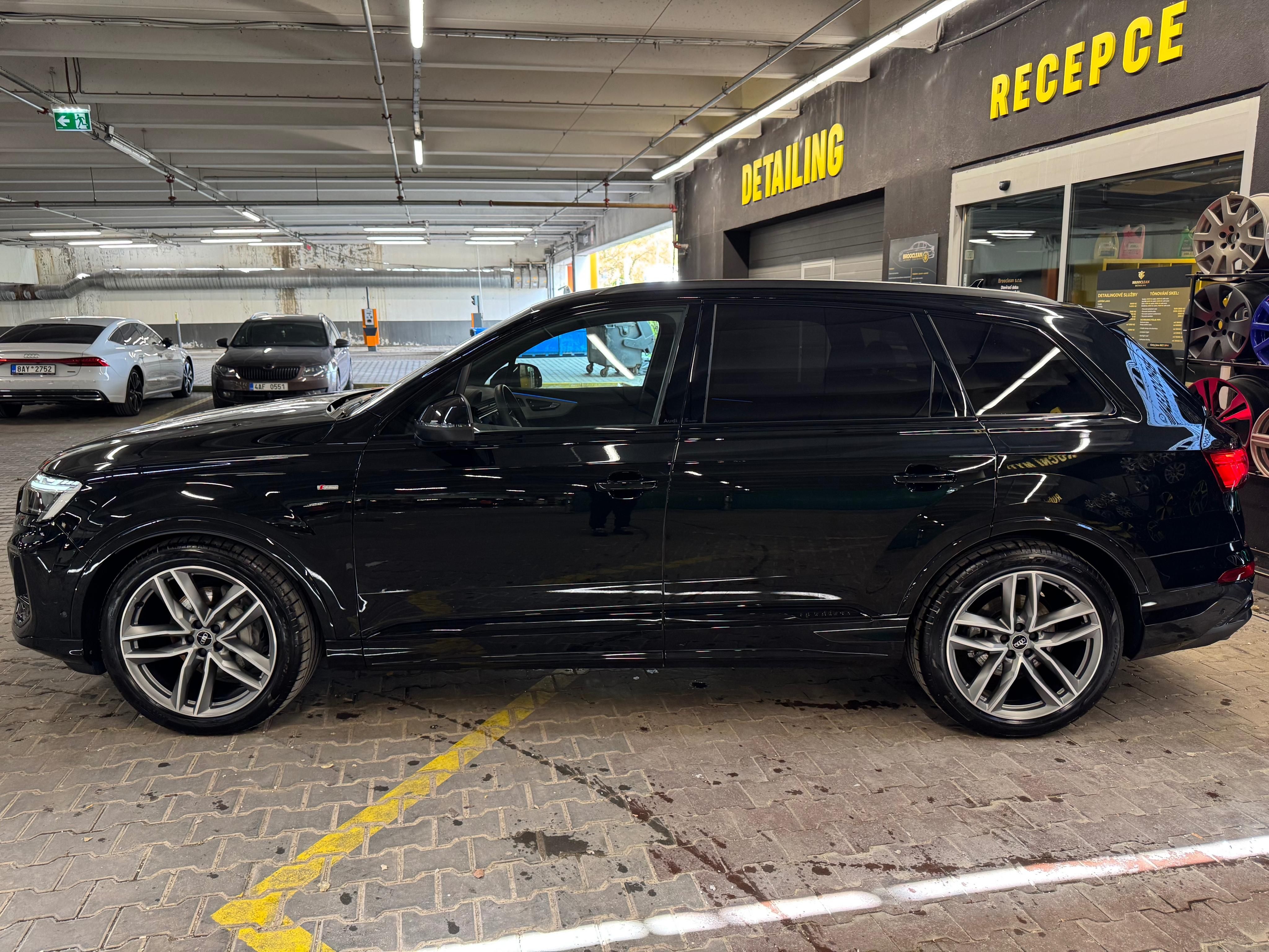 Audi Q7, 50 TDI S-Line ČR DPH - fotka 5