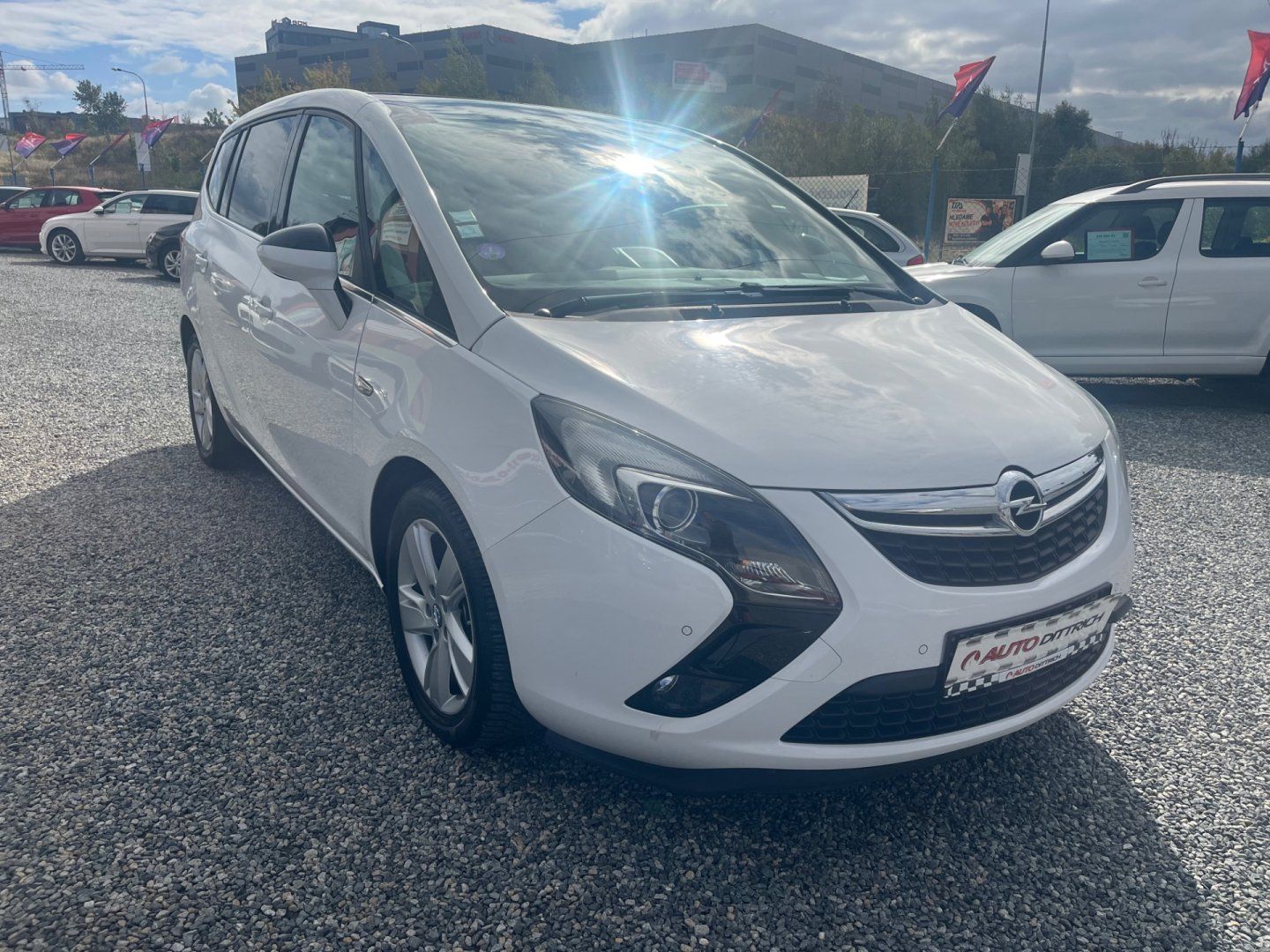 Opel Zafira, 1.4 T TOURER - fotka 4