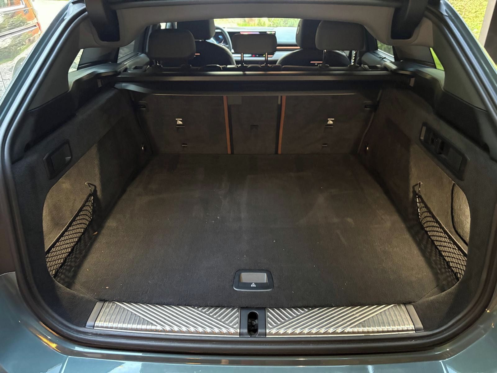 BMW Řada 5, 520d xDrive Touring - fotka 6