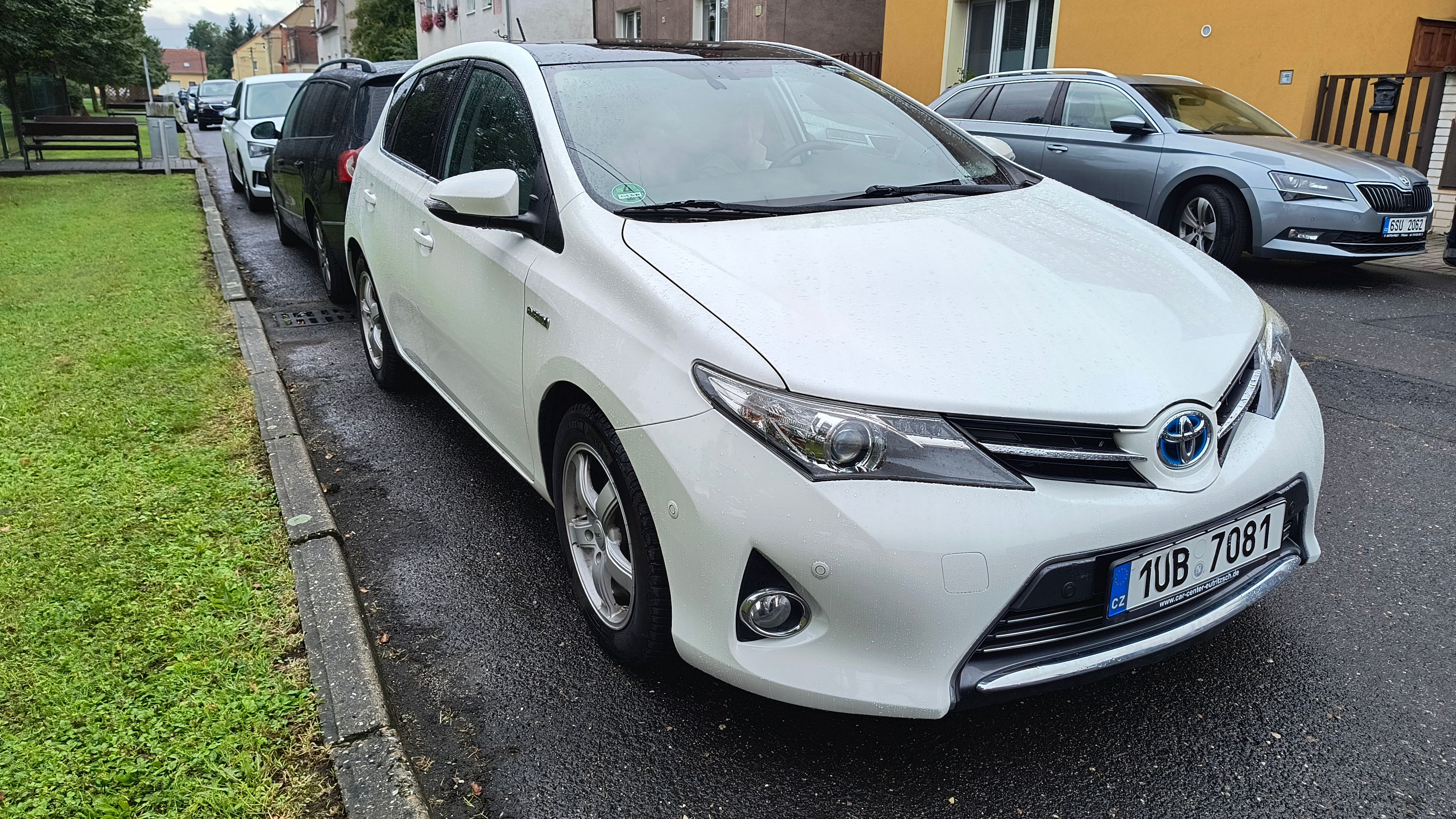 Toyota Auris, 1.8 Hybrid, servisováno