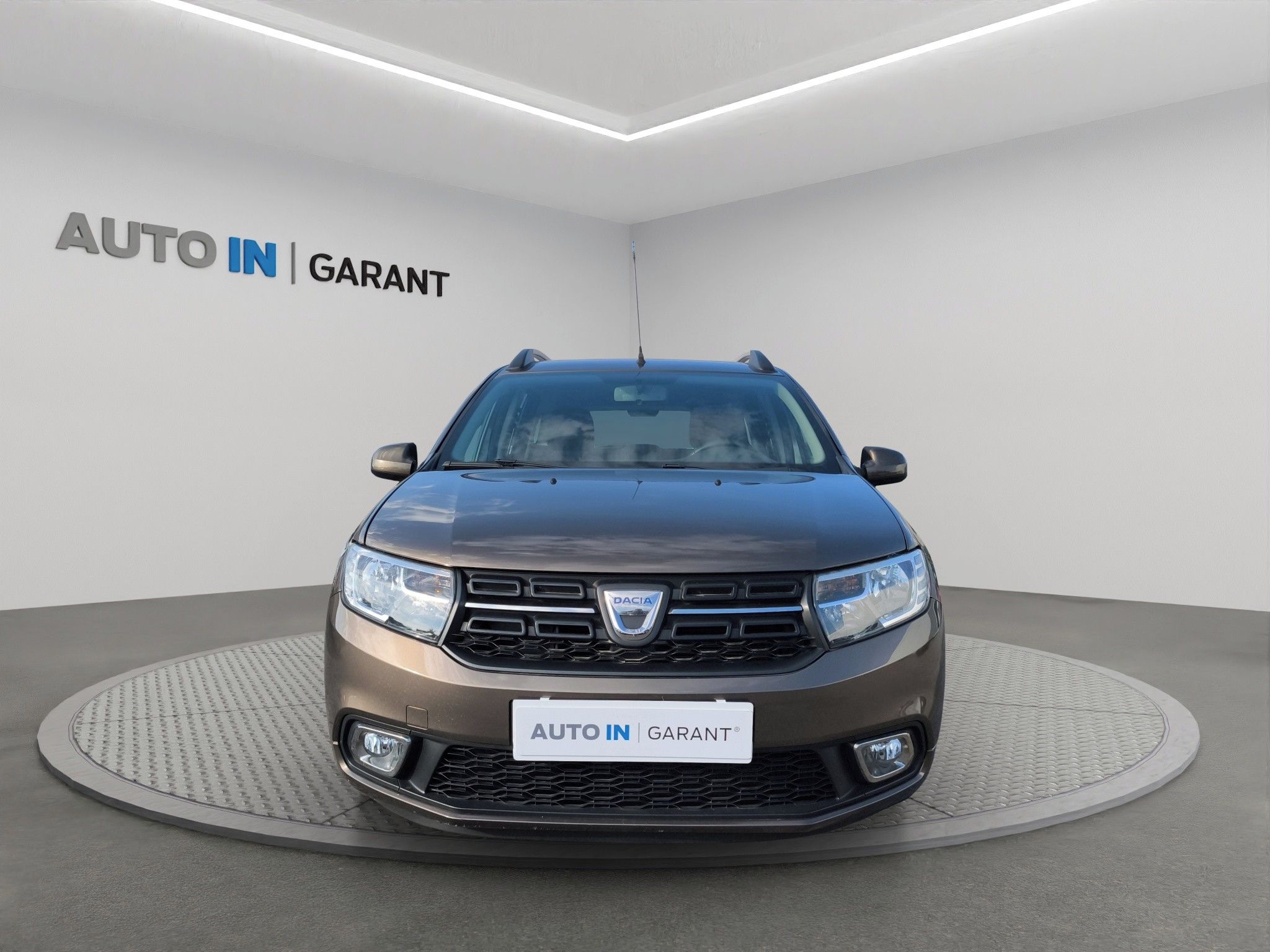 Dacia Logan, MCV 1.0 54kW, ČR, 1. Maj., Kli - fotka 2