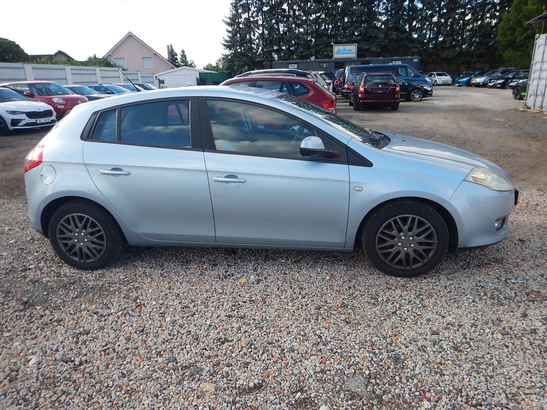 Fiat Bravo, 1.4 T-Jet, 88 kW, KLIMA - fotka 5