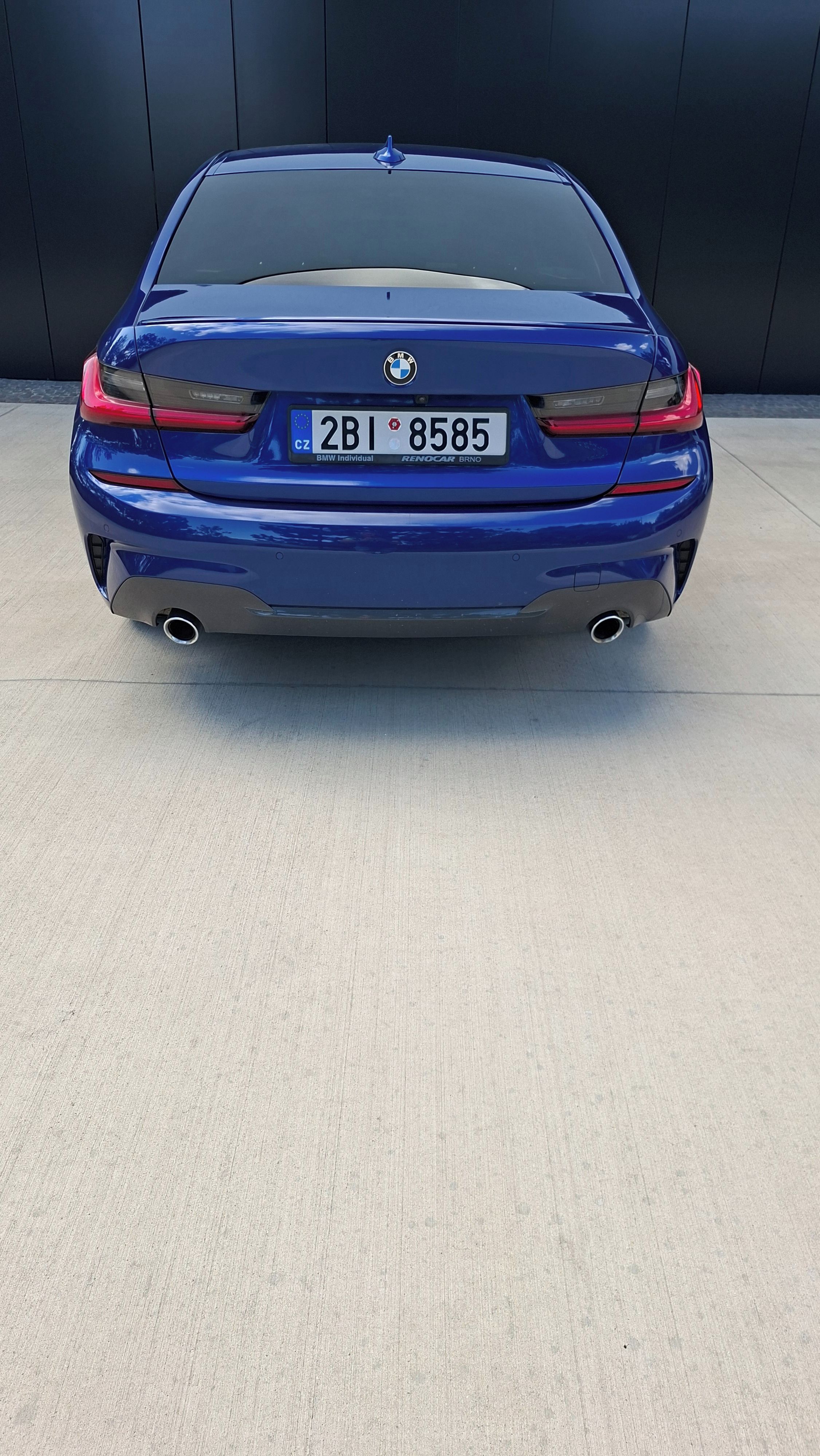 BMW Řada 3, 330d xDrive - fotka 5