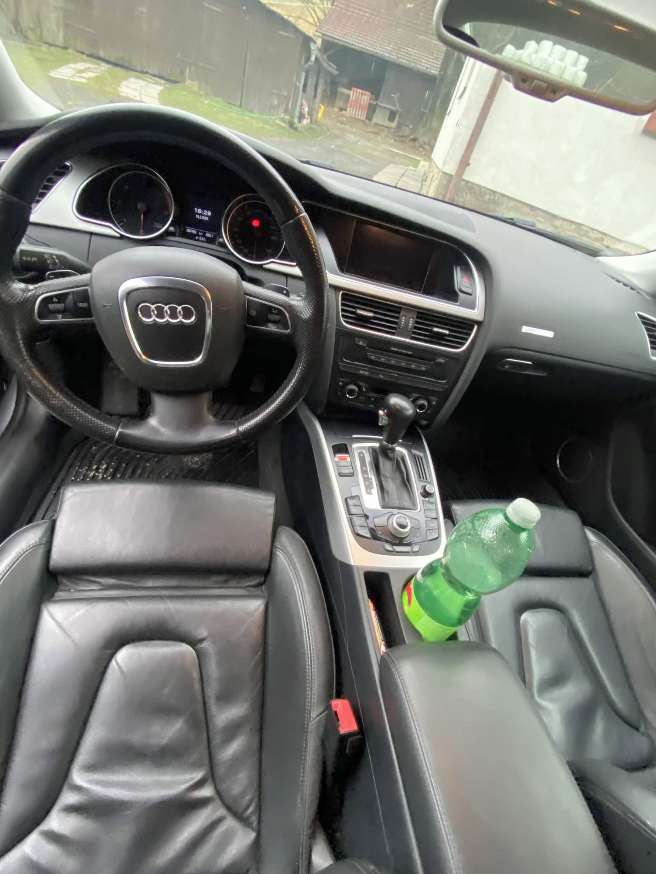 Audi A5, 2.7 TDI 140 KW SERVISOVANO - fotka 6