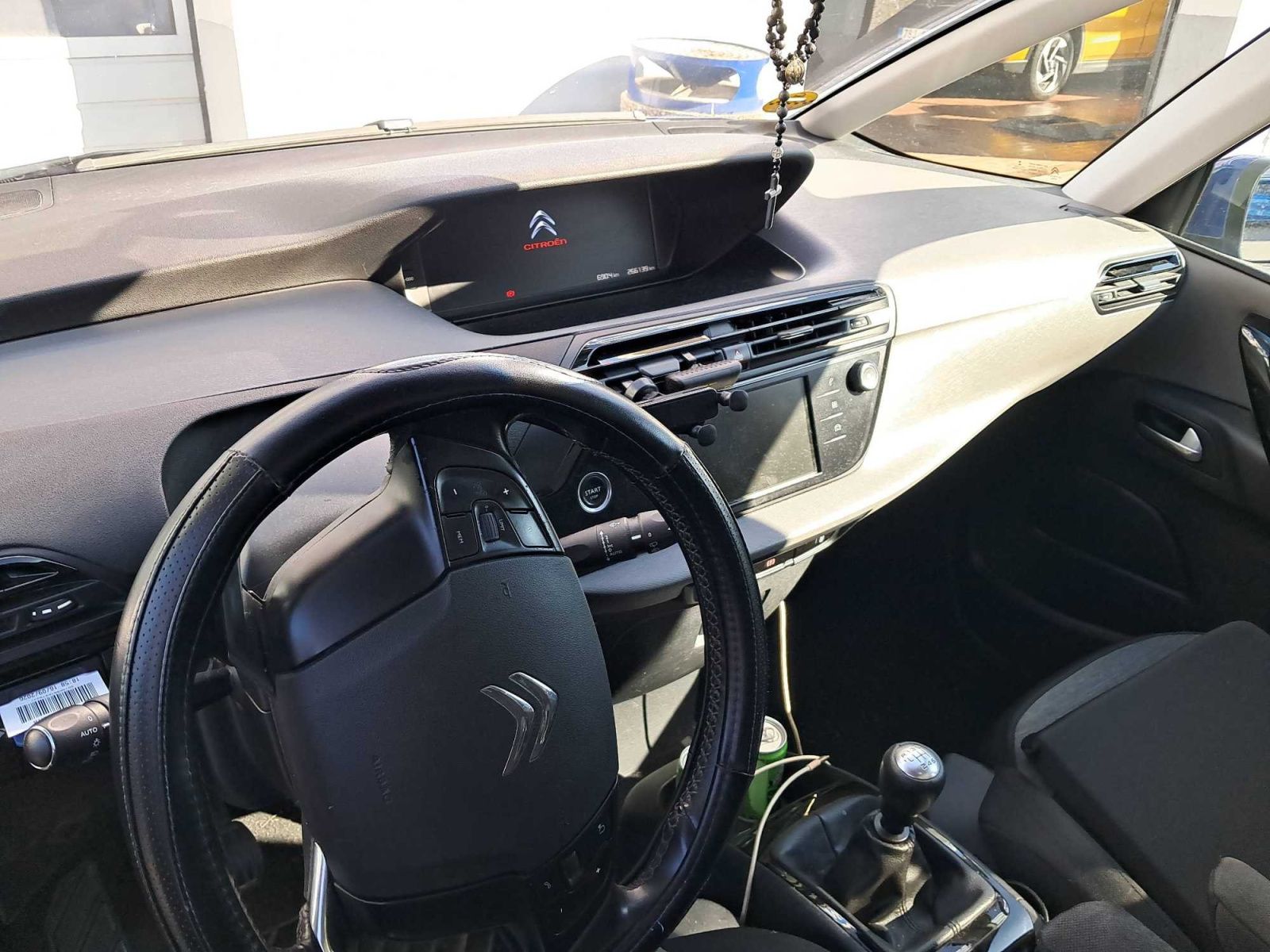 Citroën Grand C4 Picasso, 1.6 BlueHDi, 7 míst - fotka 3