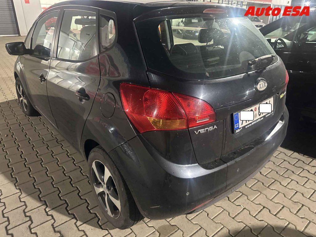 Kia Venga, 1.4i,2.maj - fotka 2