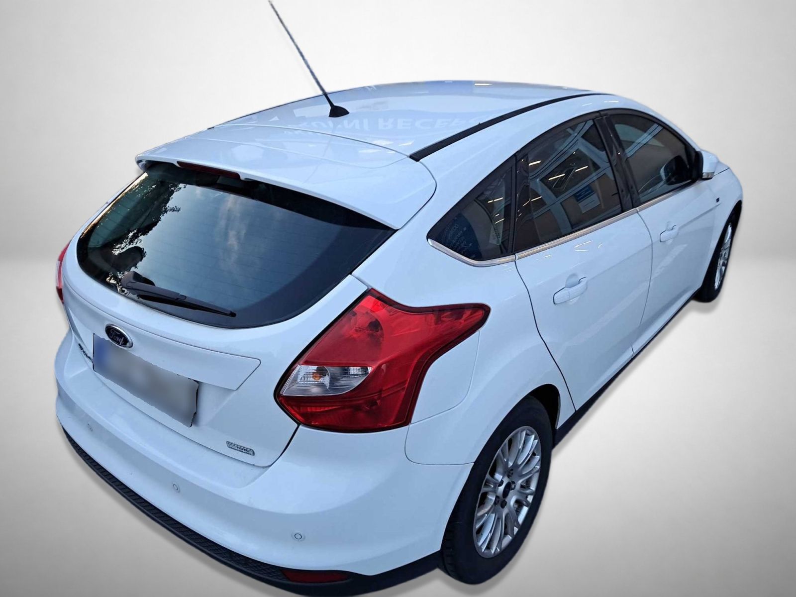 Ford Focus, 1.6 TDCi, Automatická klima - fotka 2