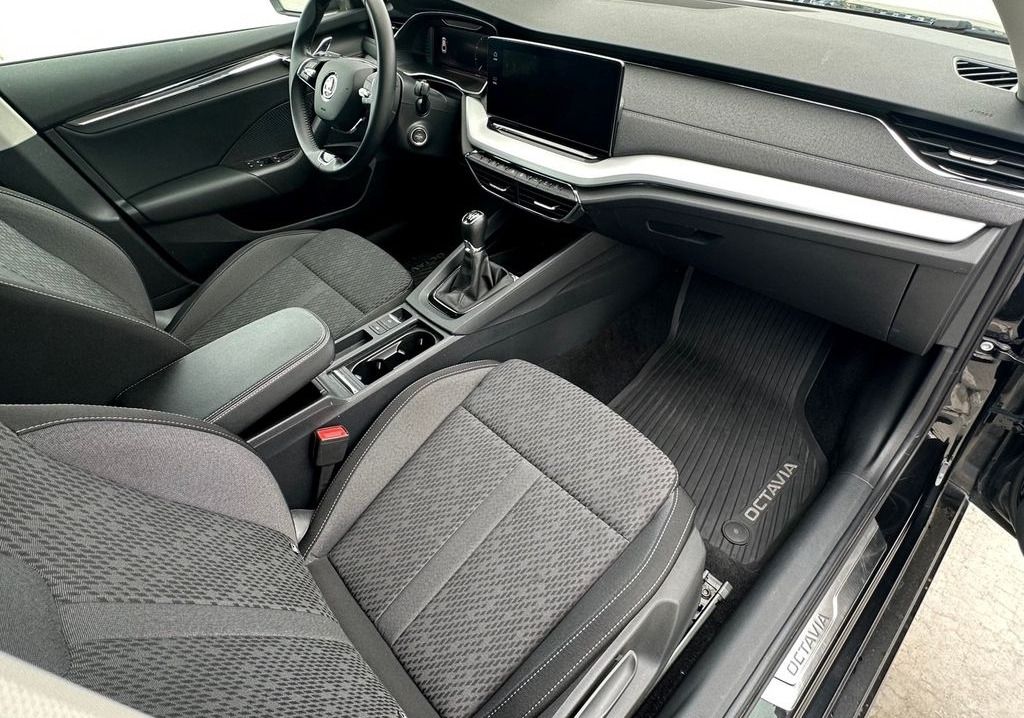 Škoda Octavia, 2,0 85kW, Style - fotka 4