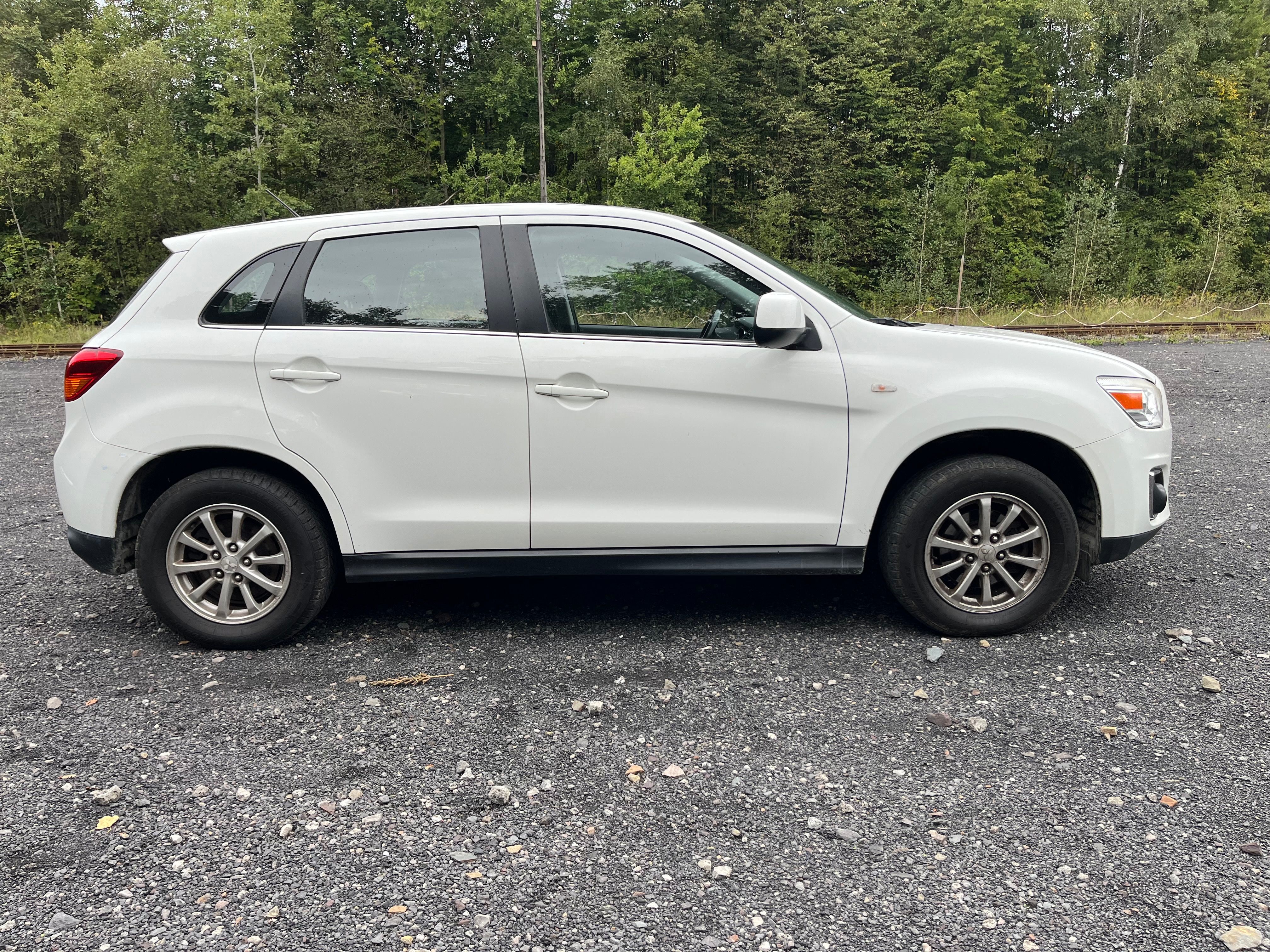 Mitsubishi ASX, ASX 1.6 2wd 1 majitel - fotka 6