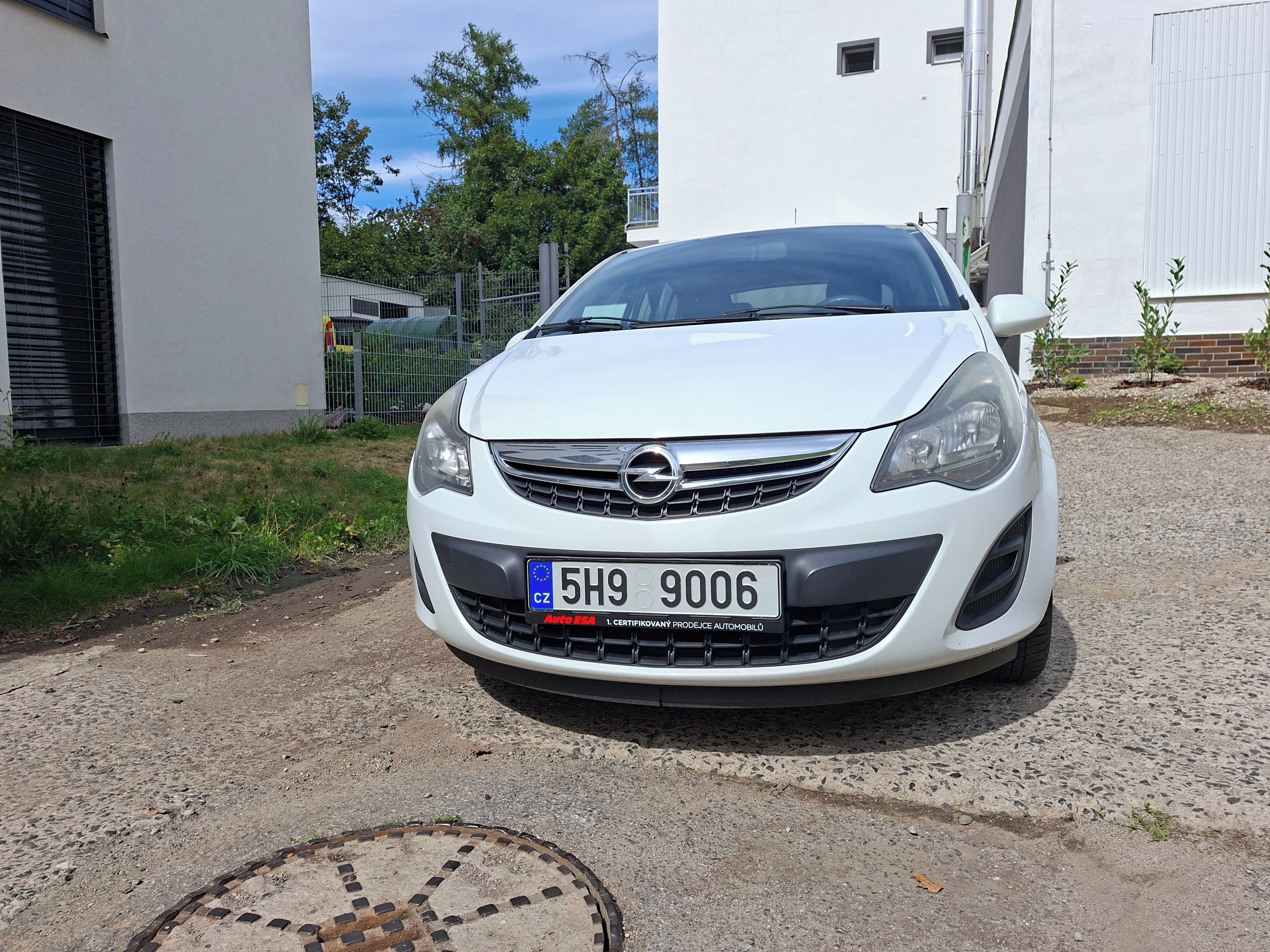 Opel Corsa - fotka 3