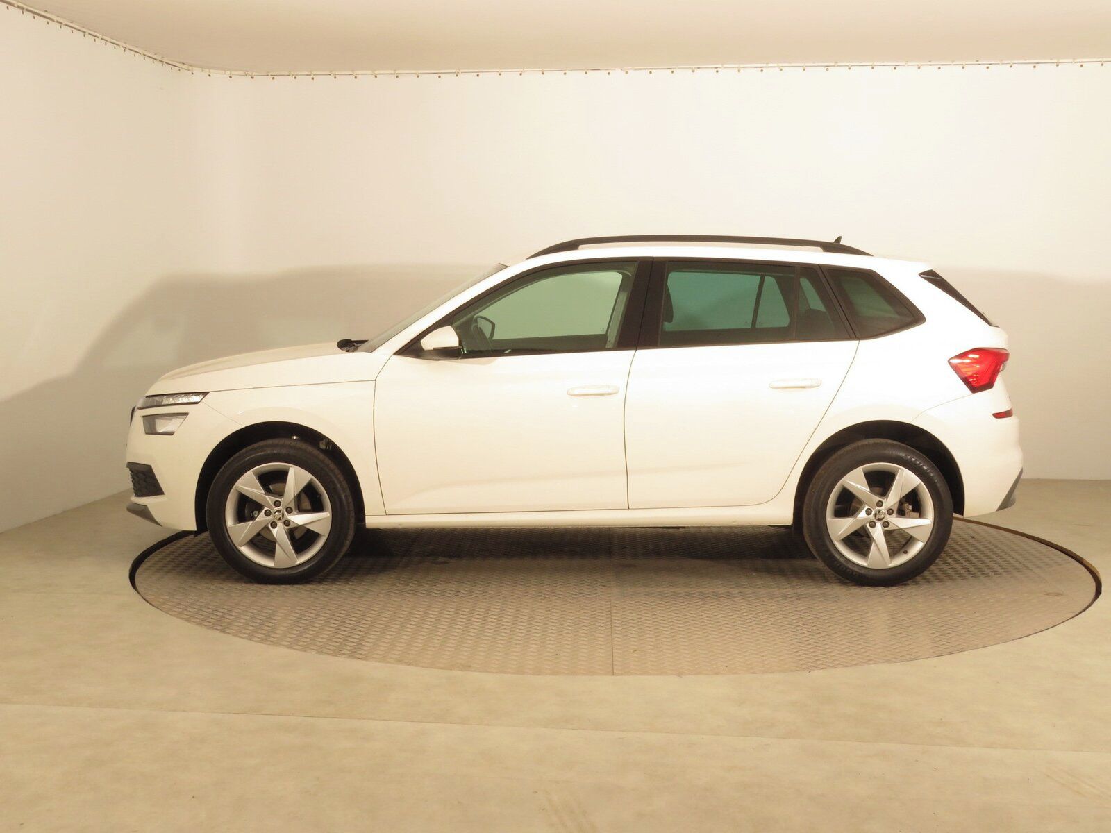 Škoda Kamiq, 1.0 TSI, Ambition, Serv.kniha - fotka 3