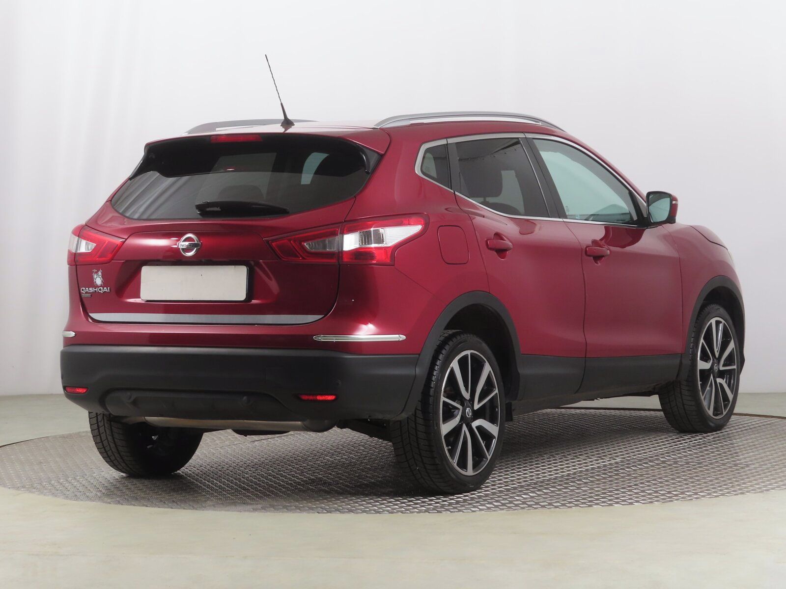 Nissan Qashqai, 1.2 DIG-T, Premier Edition - fotka 5
