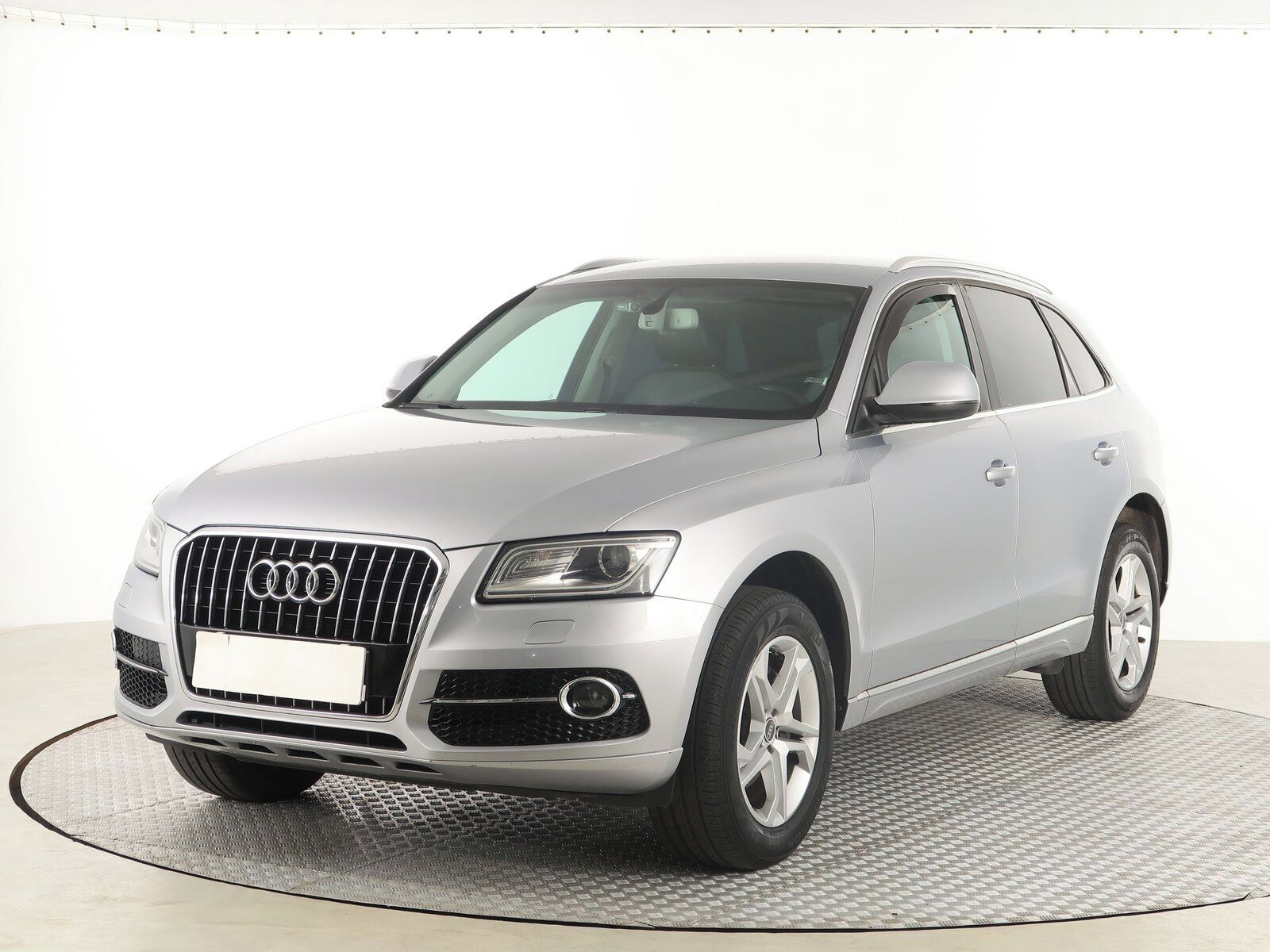 Audi Q5, 2.0 TDI, design, 4X4, Automat - fotka 2