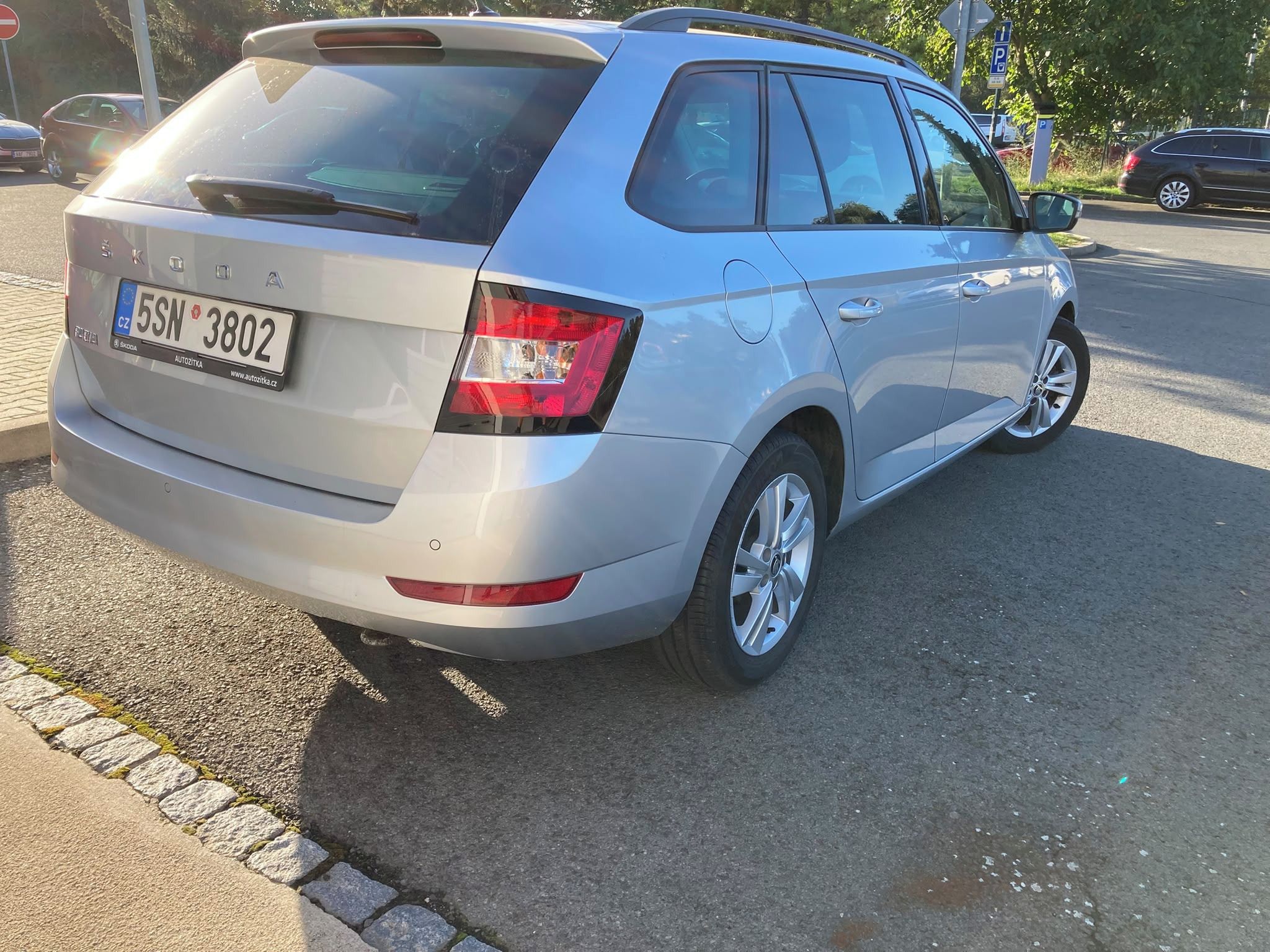 Škoda Fabia, 1,0 tsi Tour kombi - fotka 5